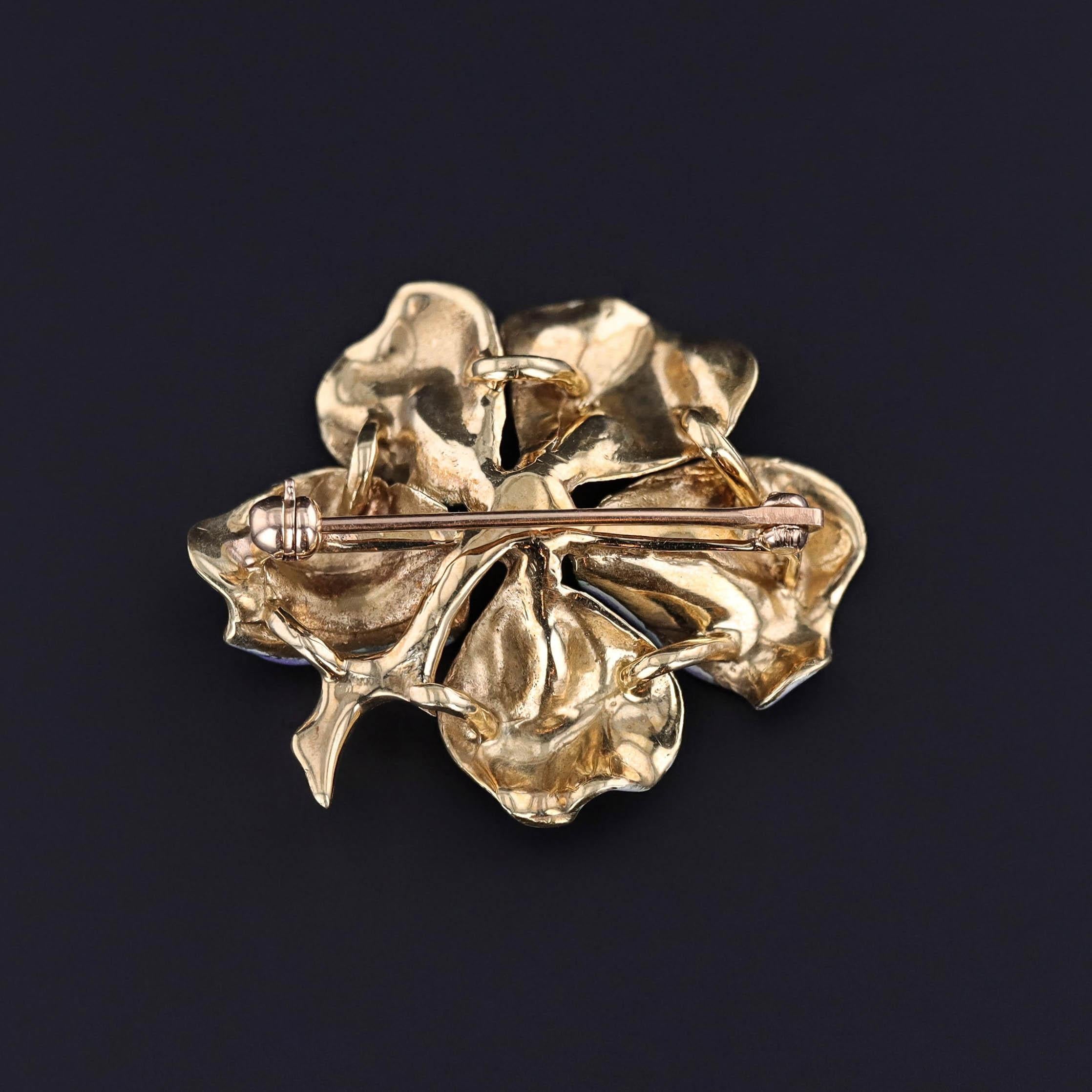 Art Déco Spilla a fiore con smalto viola d'epoca in oro 14k in vendita