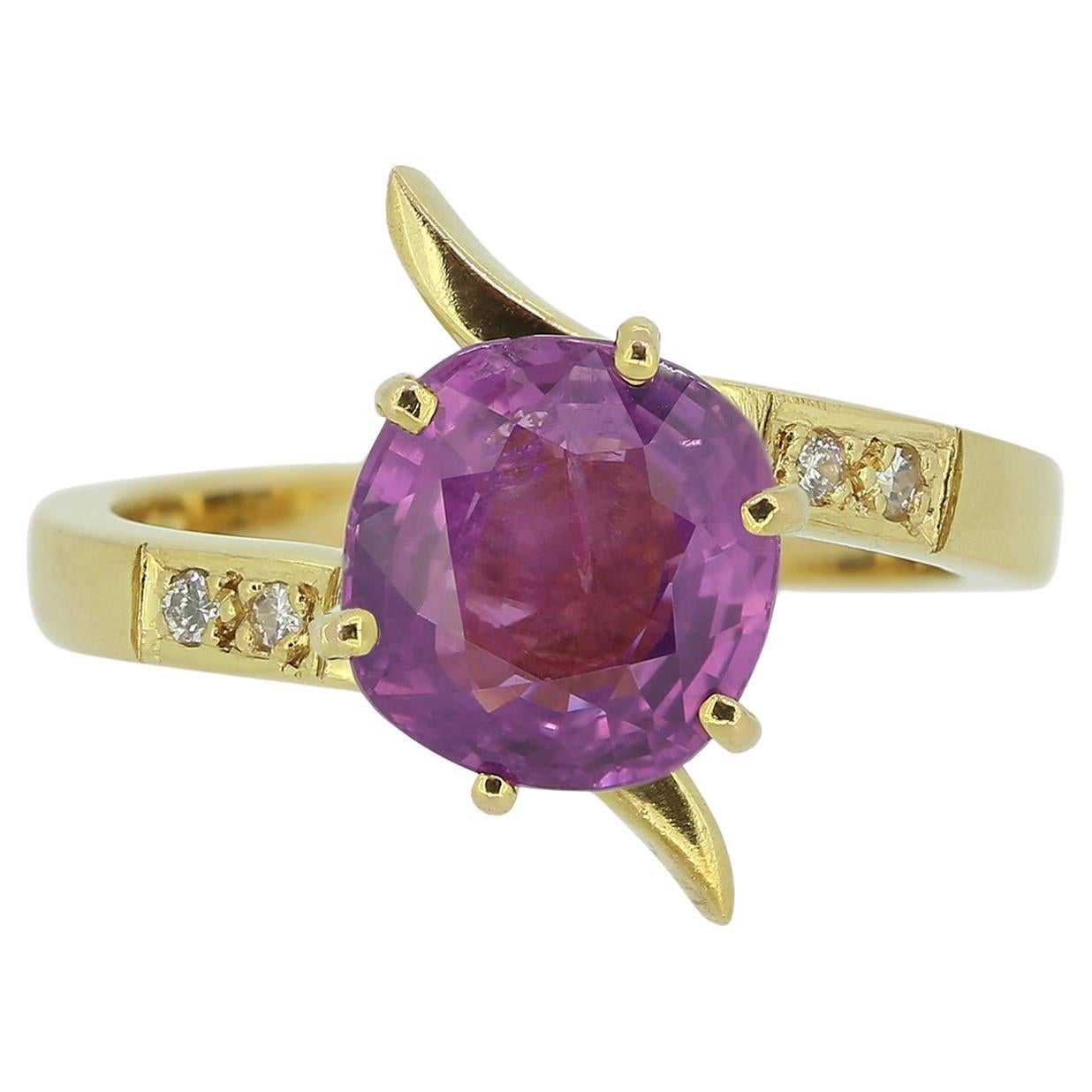 Bague vintage en saphir violet et diamants