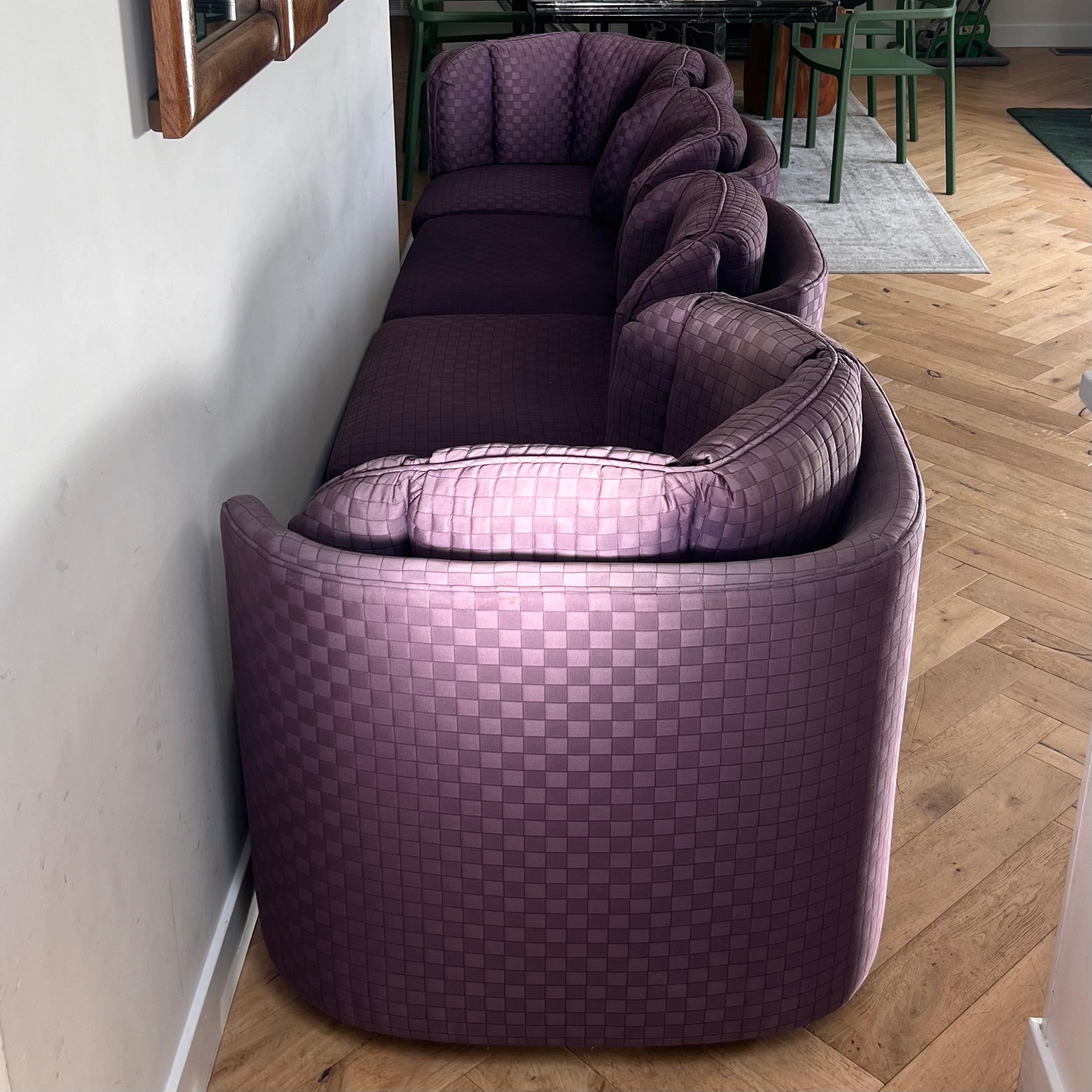 Vintage purple scallop-edge sectional “Folio 500” sofa by Henredon, 1975 In Good Condition In View Park, CA