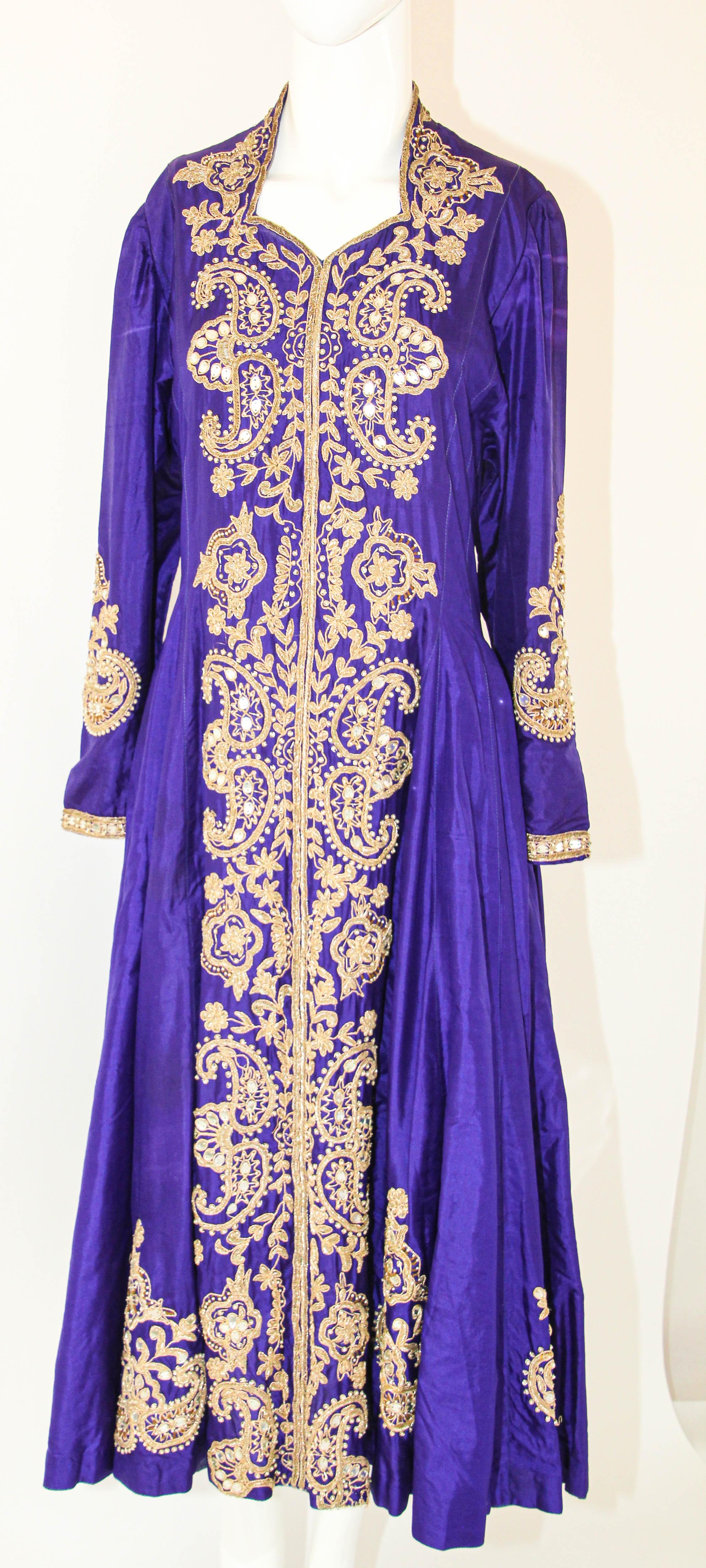 Vintage Purple Silk Embroidered Maxi Dress Anarkali Kashmir Maxi Dress India For Sale 8