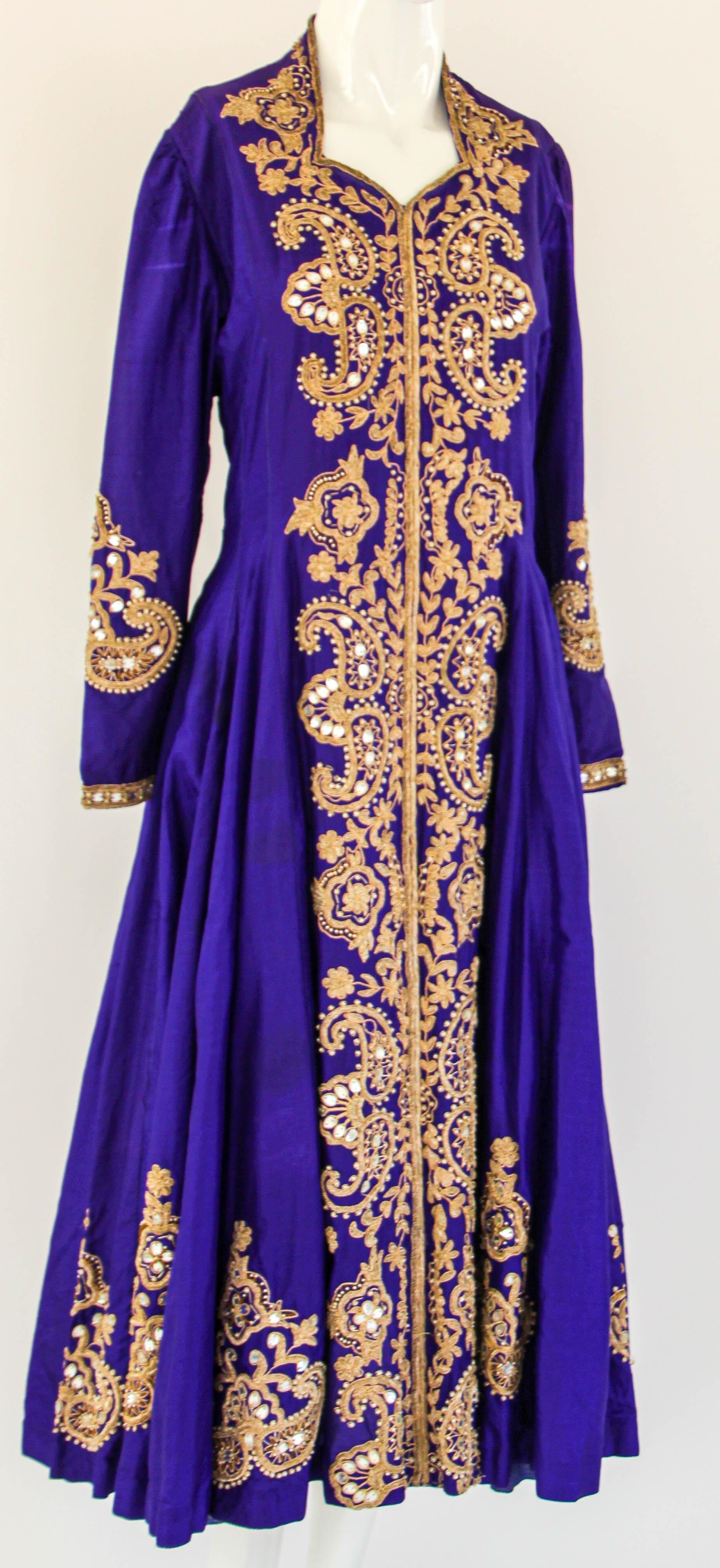 Vintage Purple Silk Embroidered Maxi Dress Anarkali Kashmir Maxi Dress India For Sale 12