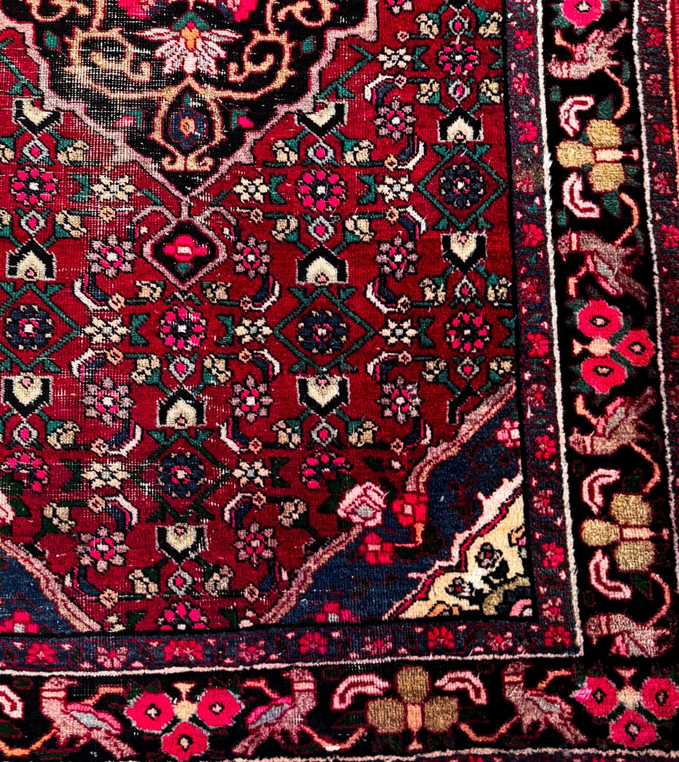 Vintage Qashqai 100% Wolle Persischer Teppich 205 x 122cm 20. Jahrhundert im Zustand „Gut“ im Angebot in London, GB