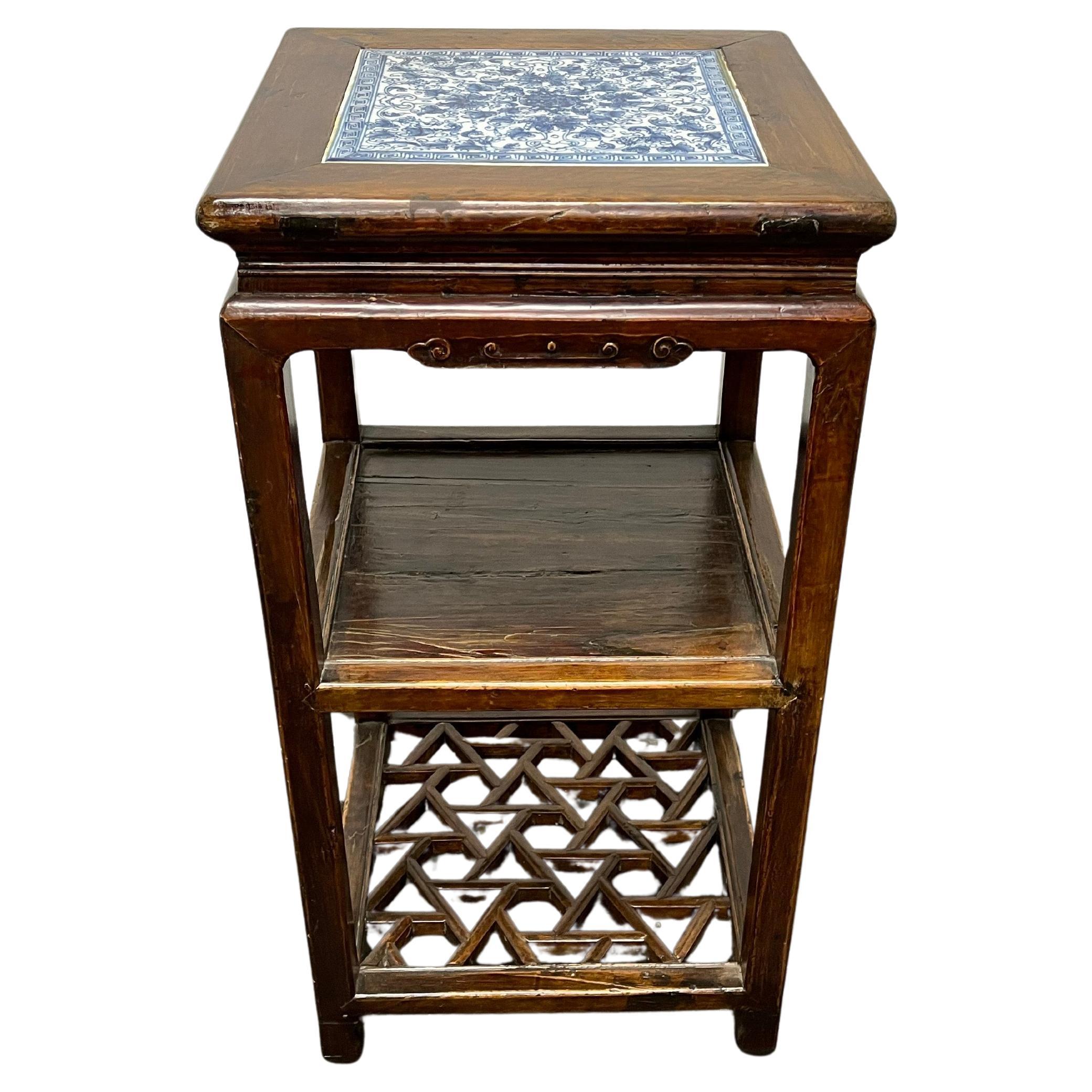 Vintage Qing Dynasty Chinese Lamp Table Geometric Shelf