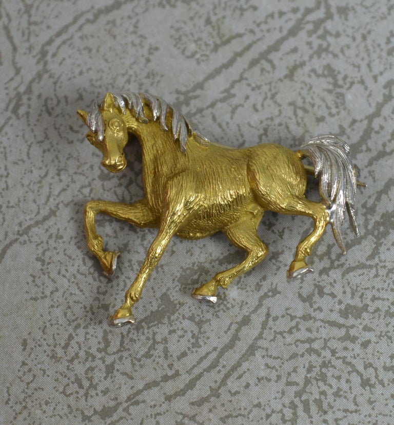 Vintage Quality 18 Carat Gold Horse Brooch 5