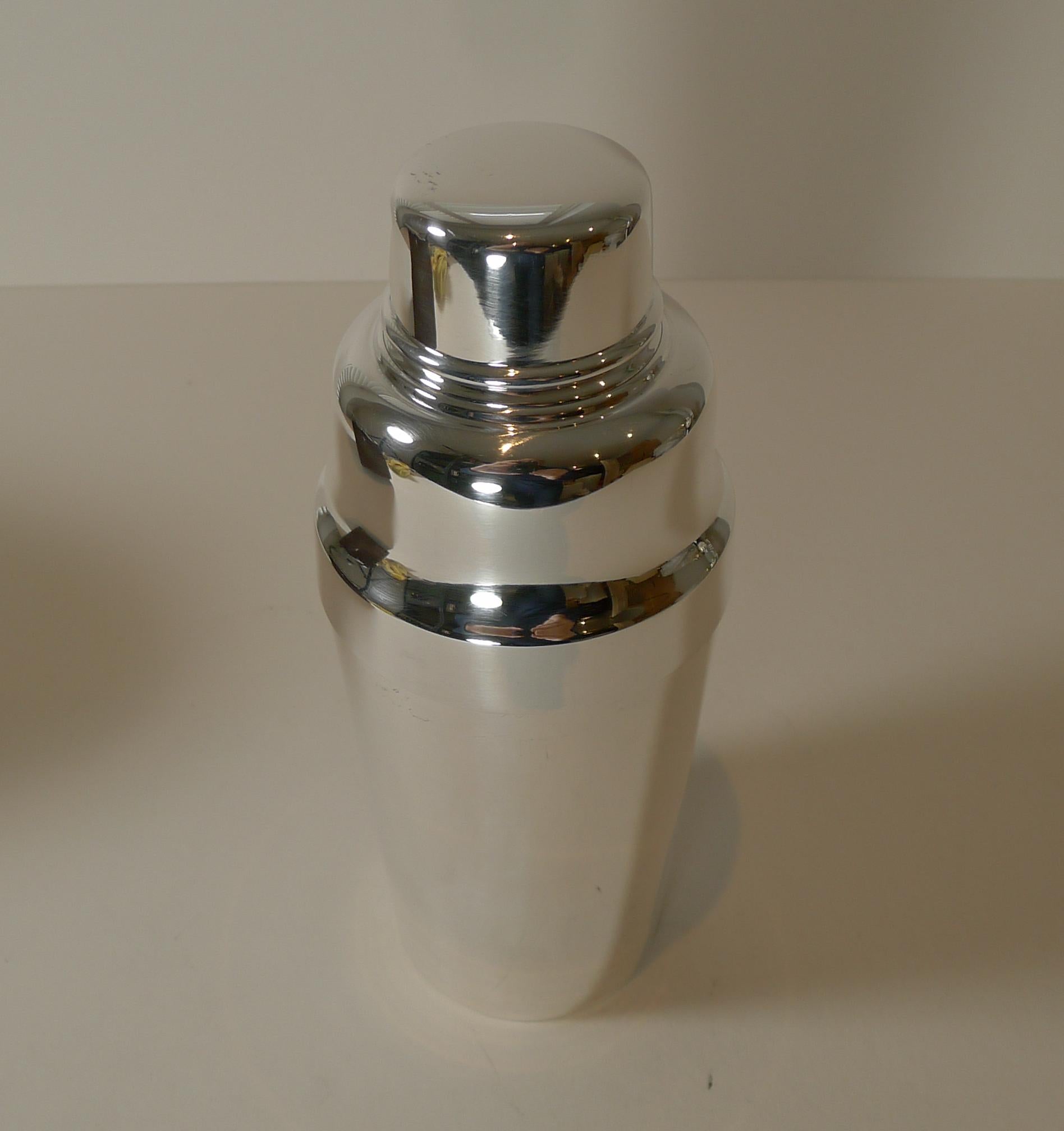 A superb French cocktail shaker just back from our silversmith's workshop having been professionally cleaned and polished returning it to it's former glory dating to c.1935.

Christofle is a goldsmith and tableware company, founded in Paris in