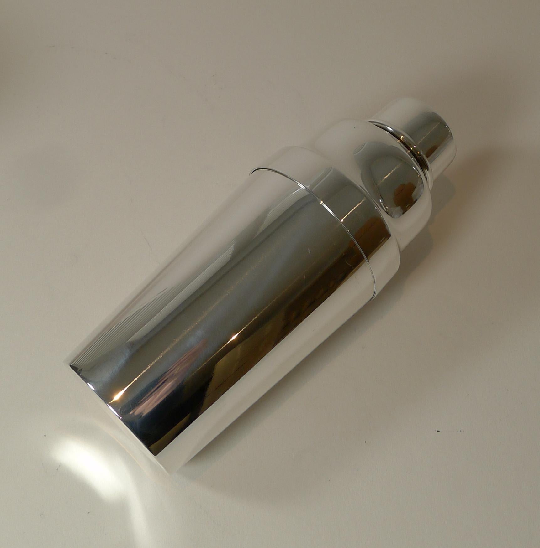 Art Deco Vintage Quality Silver Plated Cocktail Shaker by Christofle, Paris, c.1935 For Sale