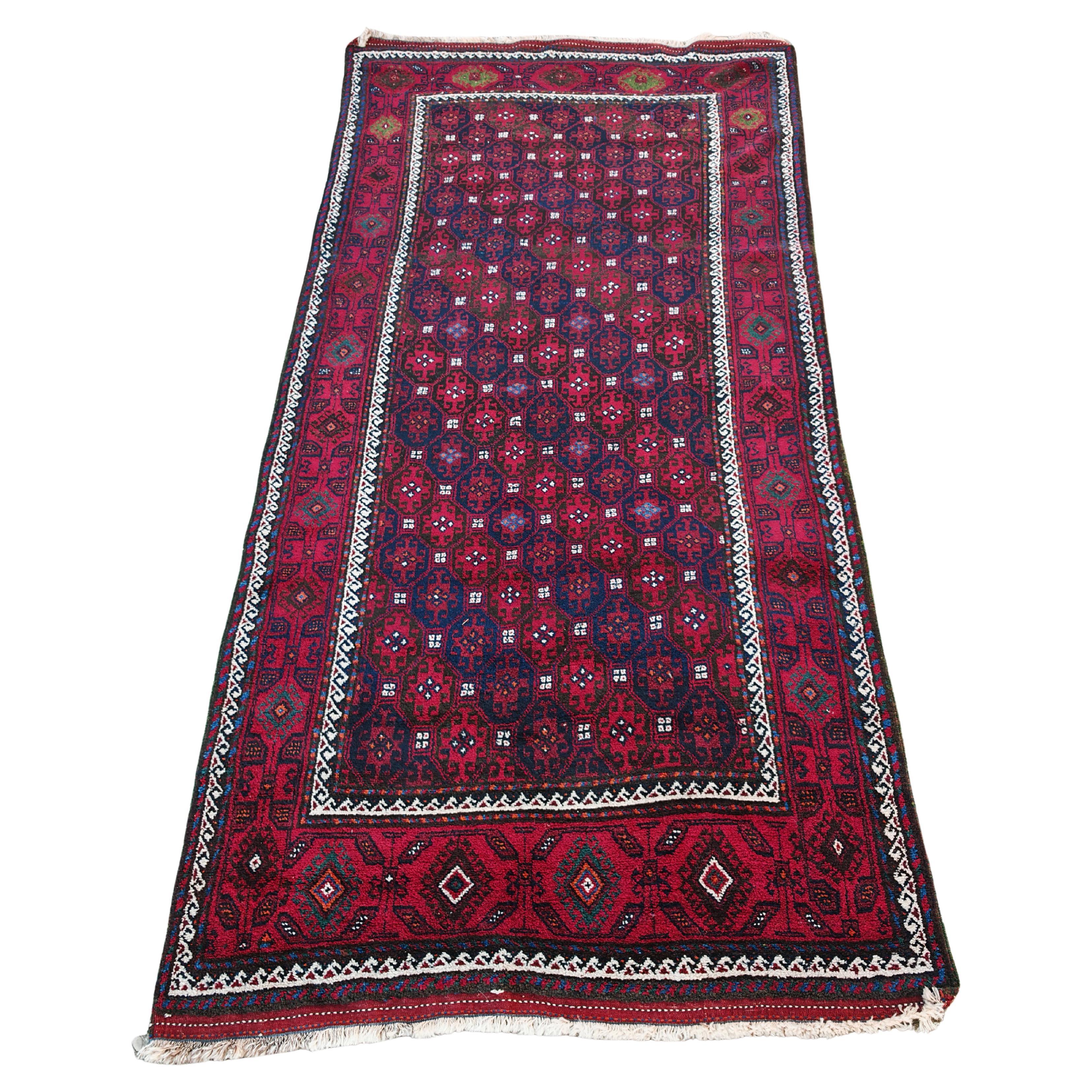 Vintage Quchan Rug hand-woven by Kurdish tribes, 1940s im Angebot