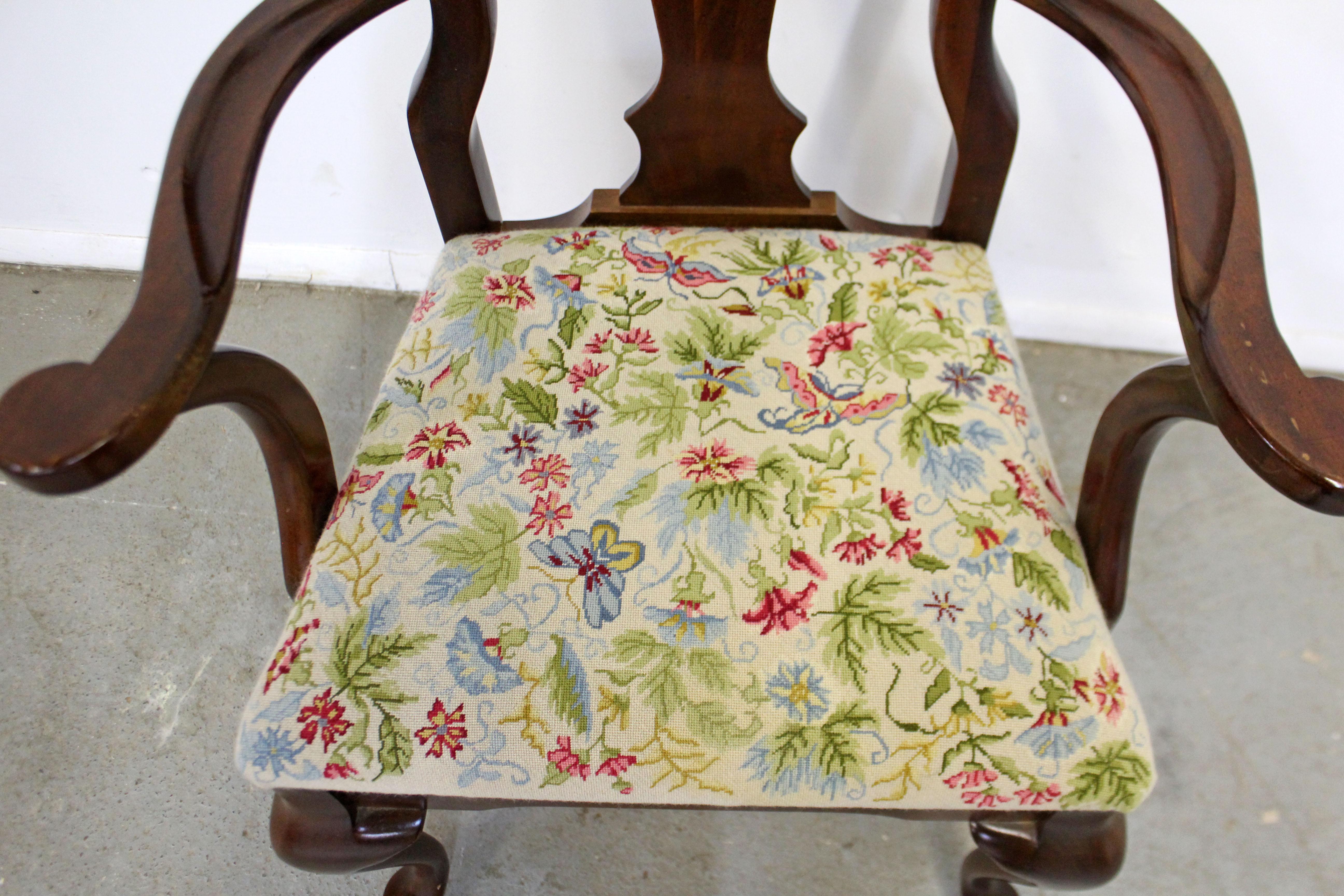 Vintage Queen Anne Cherry Floral Dining Side Chair In Good Condition In Wilmington, DE