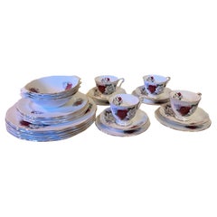 Vintage Queen Anne Duet 24 Piece Dinner Set