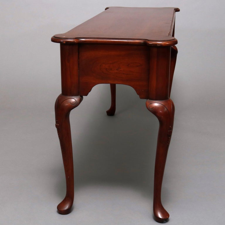 Vintage Queen Anne Style Mahogany Sofa Table by Harden, 20th Century at