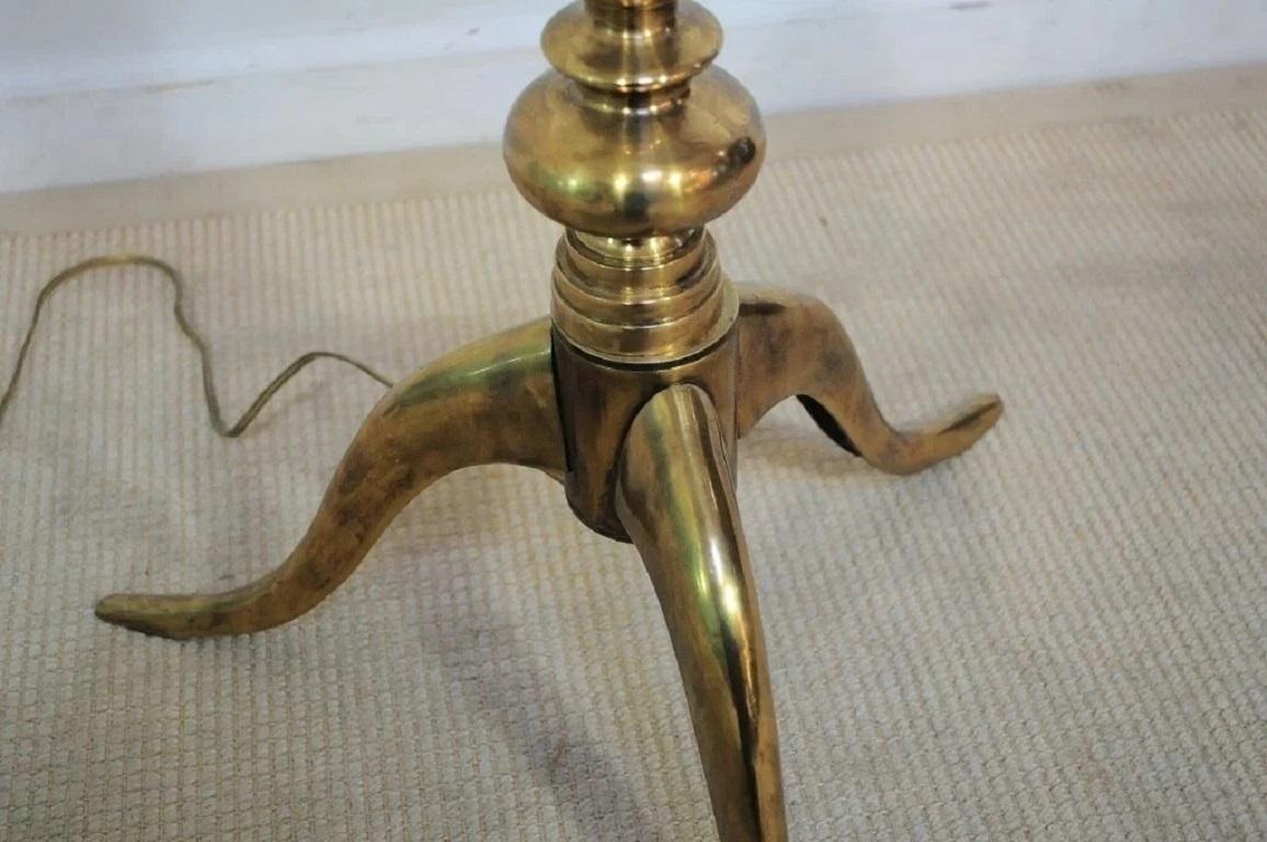 Vintage Queen Anne Style Solid Brass & Glass Occasional Floor Lamp Side Table For Sale 1