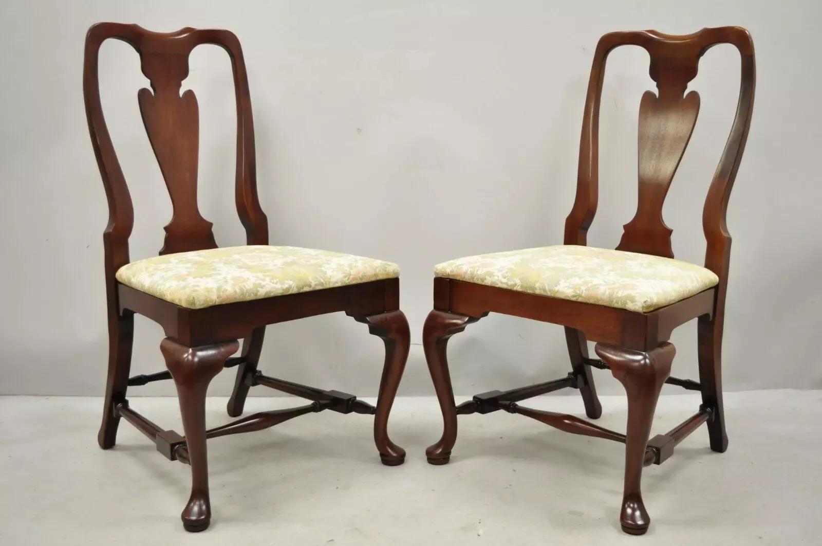 Vintage Queen Anne Style Stretcher Base Cherry Wood Dining Side Chairs - a Pair For Sale 7