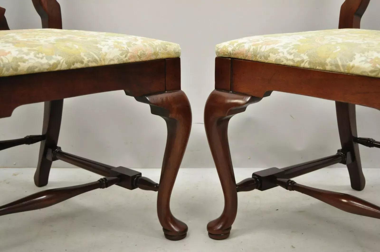 20th Century Vintage Queen Anne Style Stretcher Base Cherry Wood Dining Side Chairs - a Pair For Sale