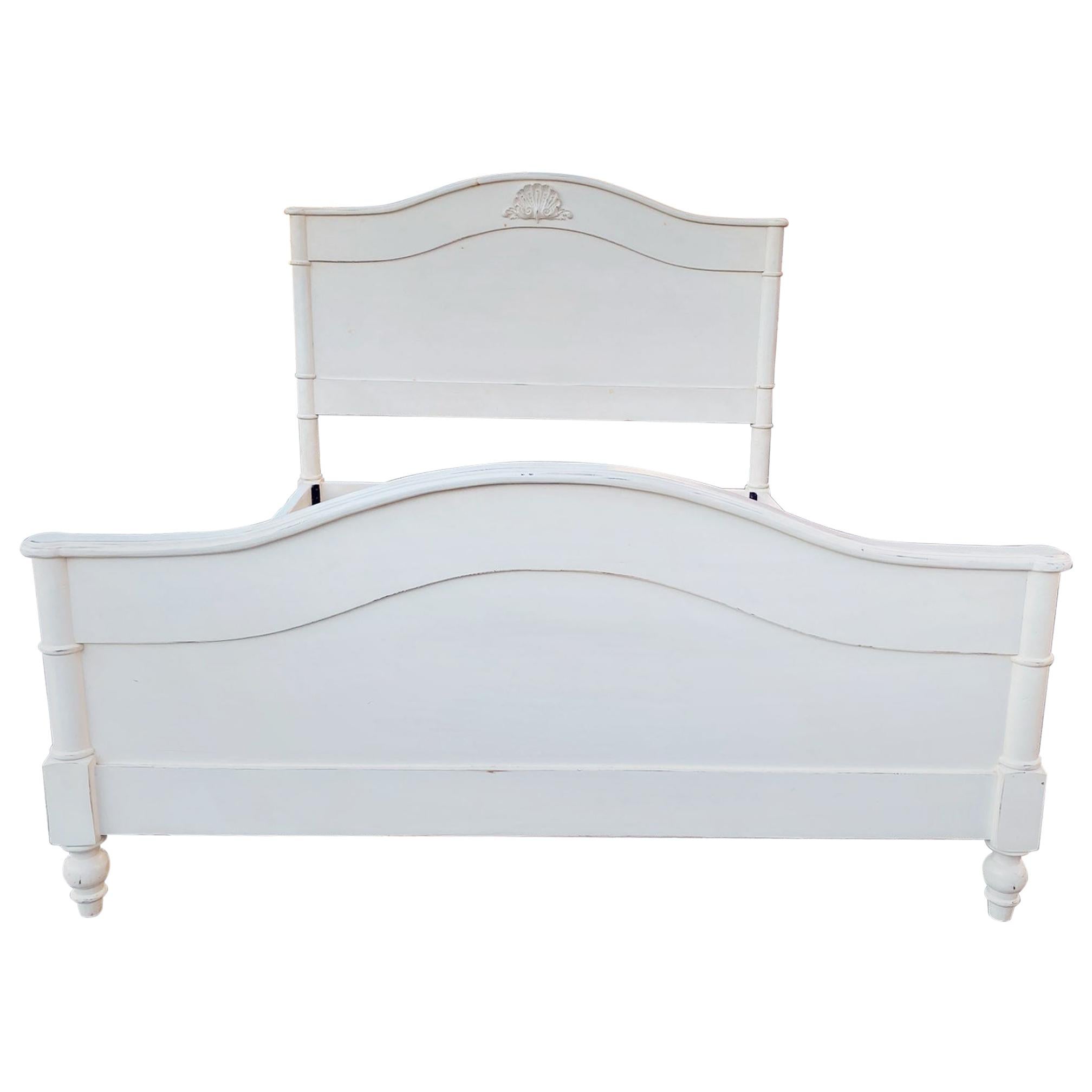 Vintage Queen Bed In Antique White For, Antique Wooden Queen Bed Frame