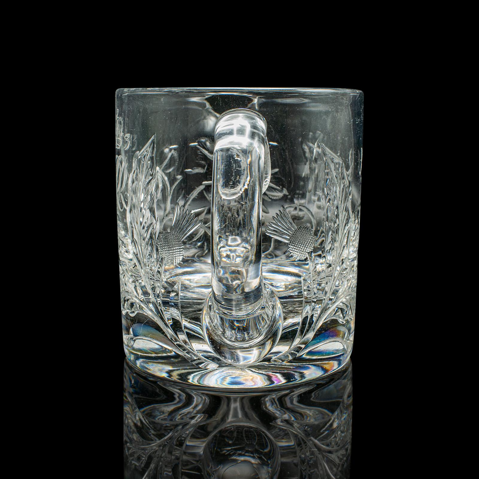 Vintage Krug zur Krönung von Königin Elisabeth II., Englisch, Glas, Kognakkrug, 1953 im Zustand „Gut“ im Angebot in Hele, Devon, GB