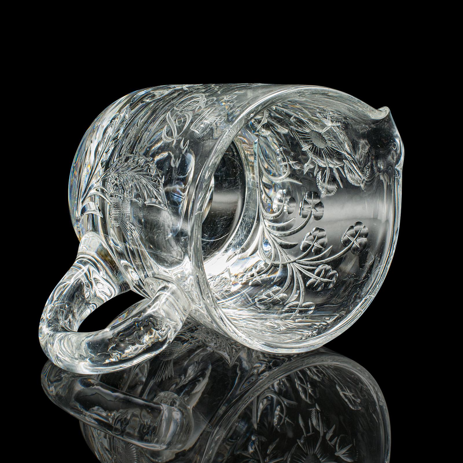 Vintage Krug zur Krönung von Königin Elisabeth II., Englisch, Glas, Kognakkrug, 1953 (Mitte des 20. Jahrhunderts) im Angebot