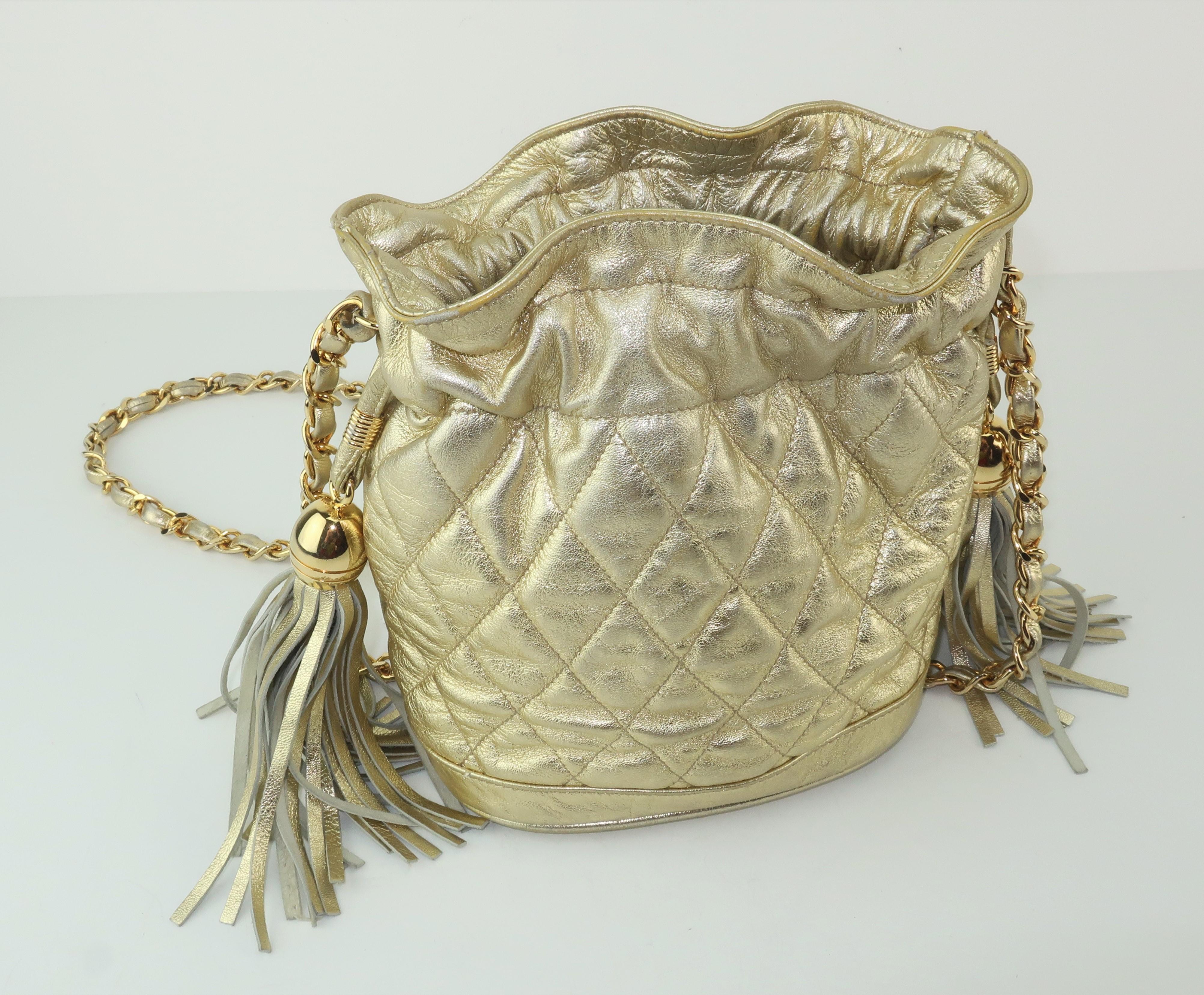 Vintage Quilted Gold Leather Hobo Handbag With Chain Handle 4