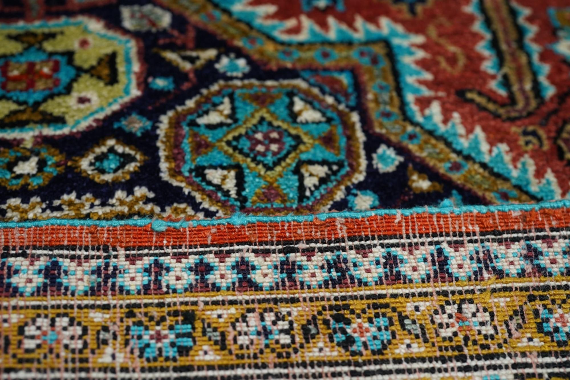 Extremely Fine Persian Silk Qum Rug 1'10'' x 2'10'' For Sale 7