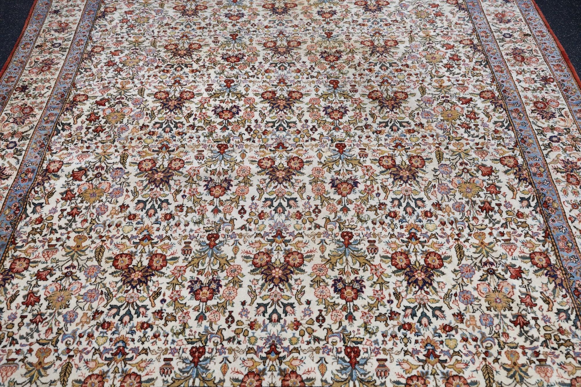 Vintage Qum Rug 7'2'' x 10'5'' In Good Condition For Sale In New York, NY