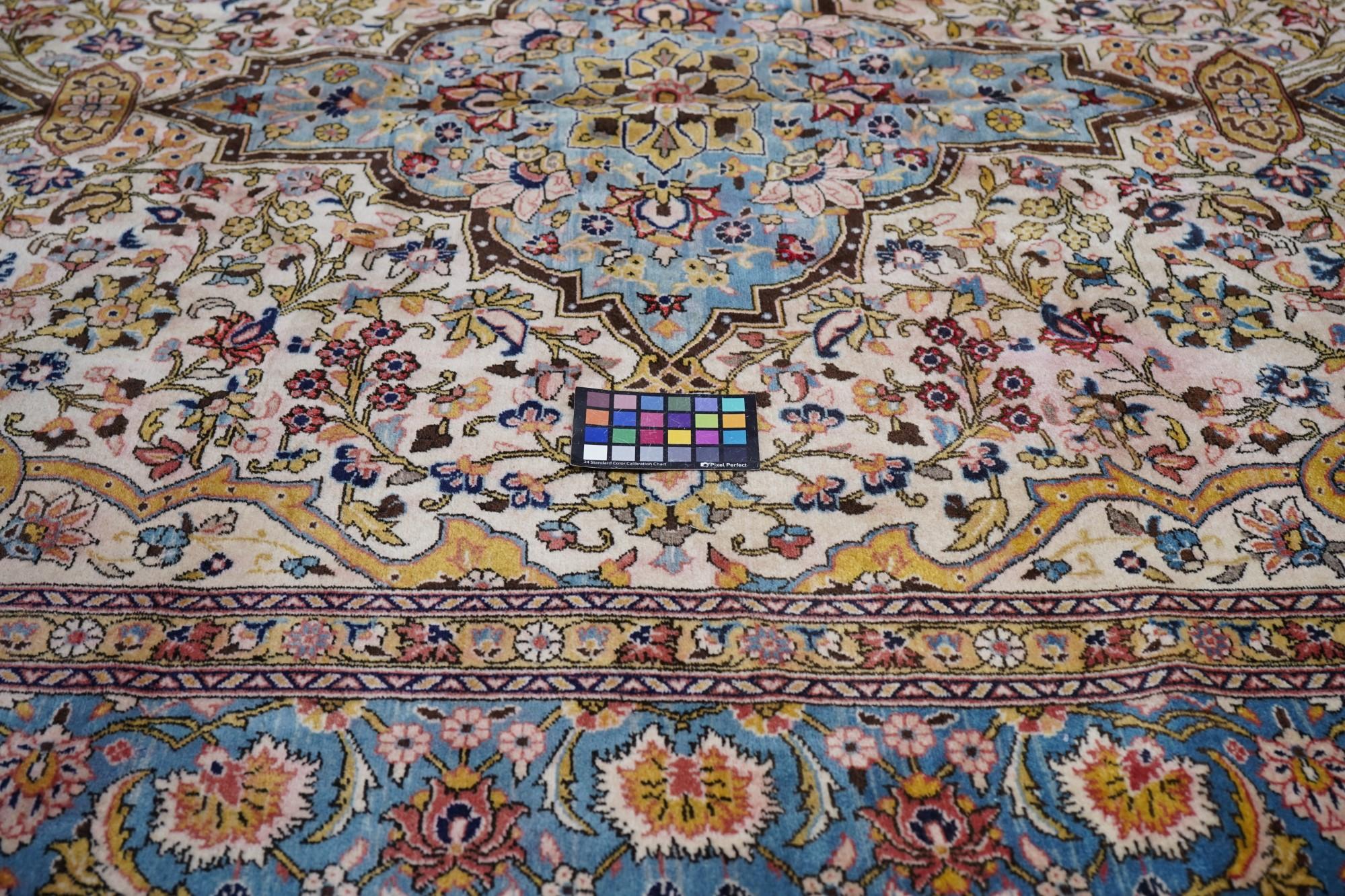 Fine Persian Qum Wool Rug 8'1'' x 11'4'' For Sale 6