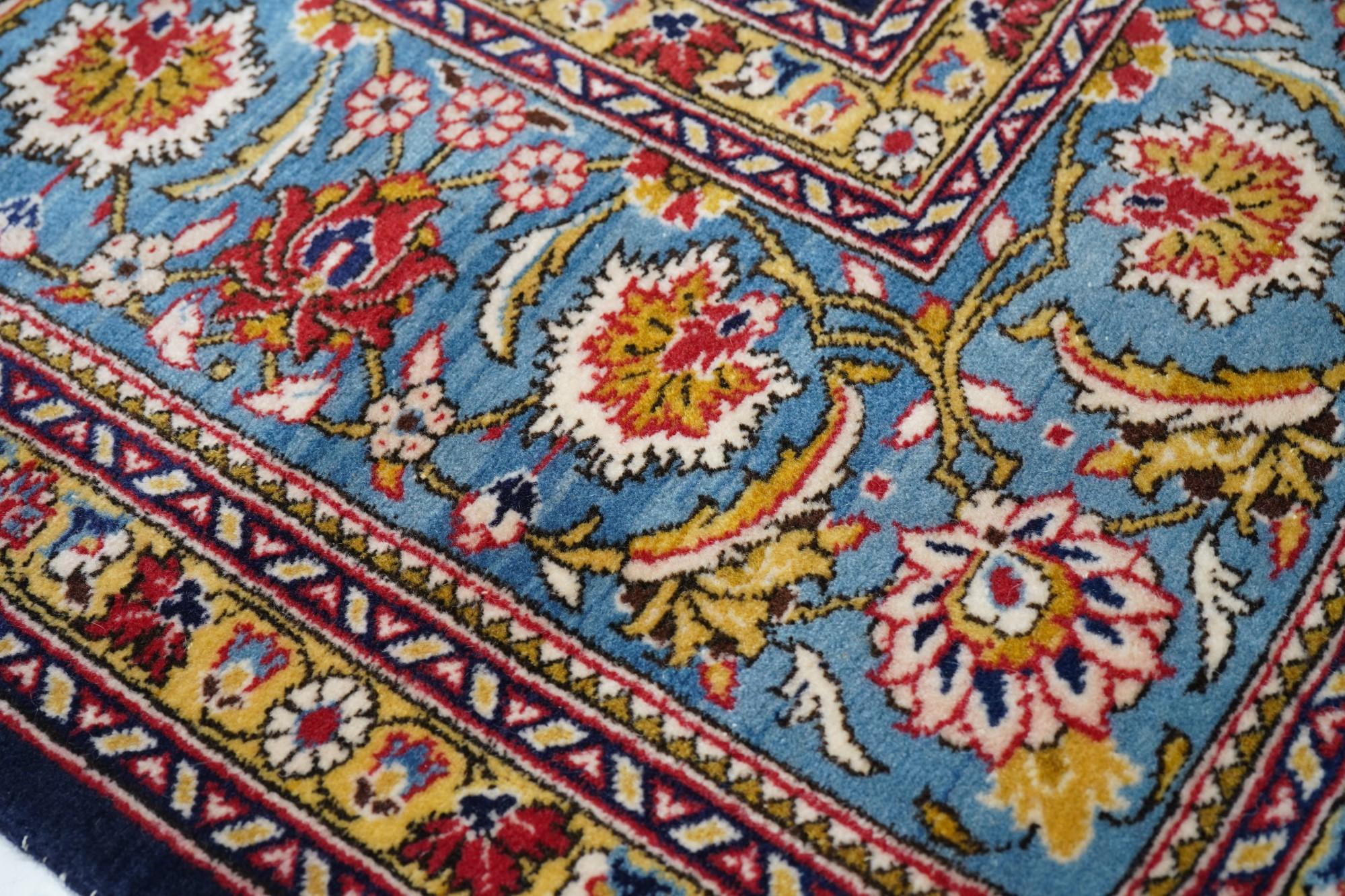 Late 20th Century Fine Persian Qum Wool Rug 8'1'' x 11'4'' For Sale