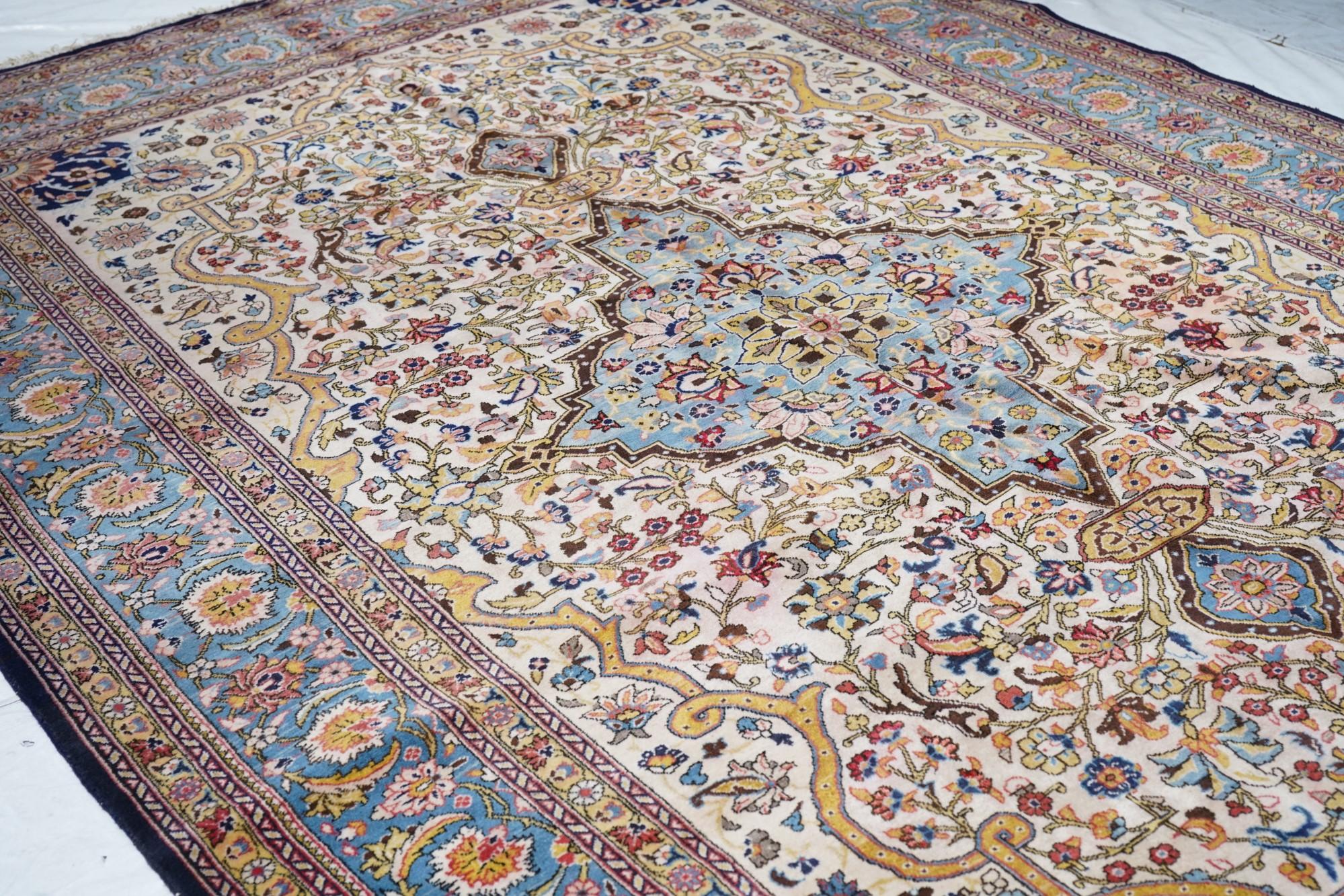 Fine Persian Qum Wool Rug 8'1'' x 11'4'' For Sale 1
