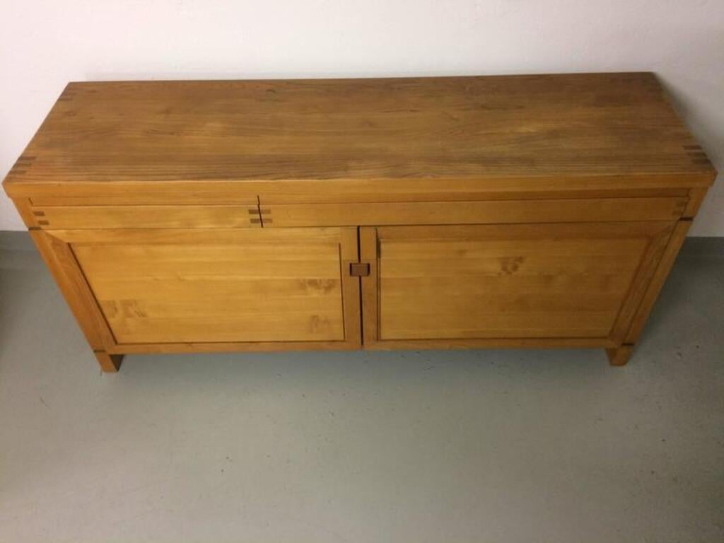 Vintage R08 Solid Elm Sideboard by Pierre Chapo 3