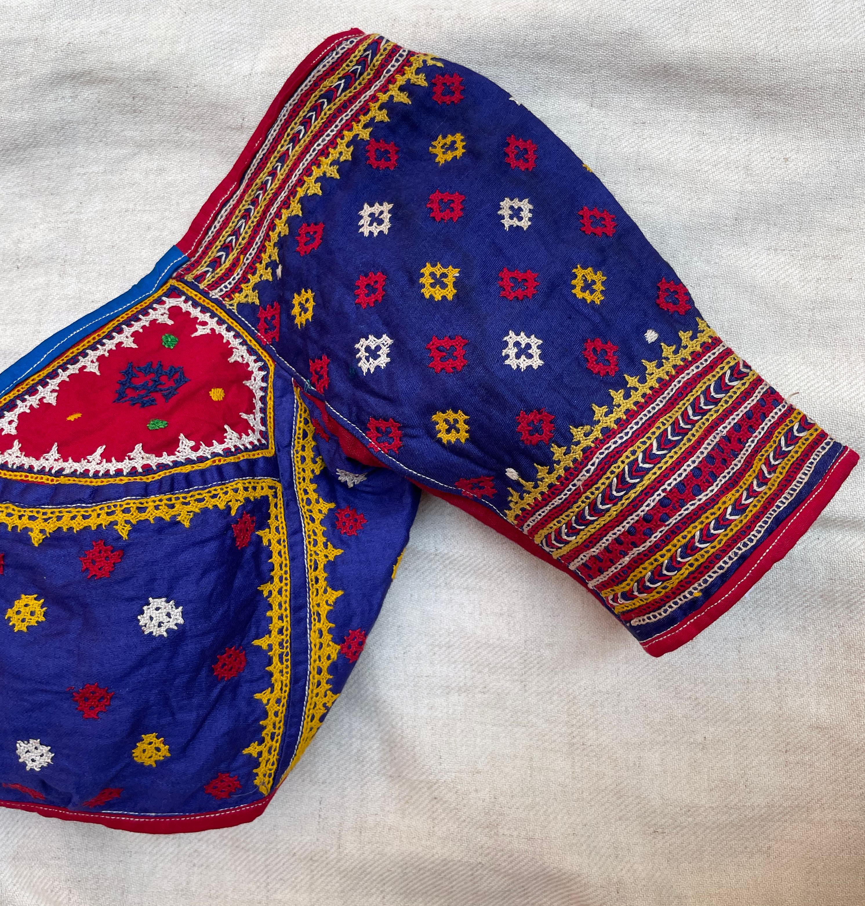 Vintage Rabari Embroidered Choli Tops For Sale 5