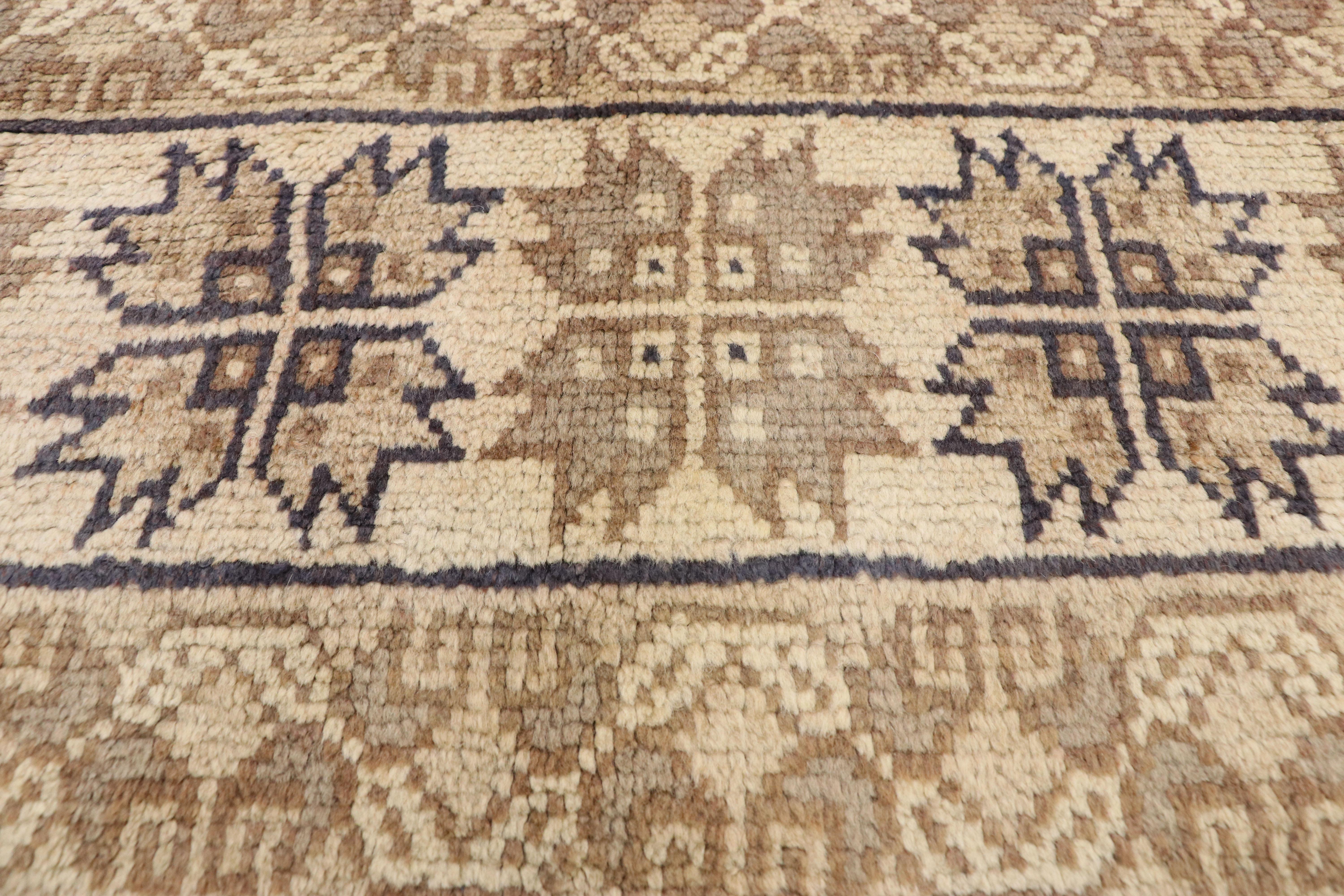 Hand-Knotted Vintage Rabat Moroccan Medallion Rug with Transylvanian Anatolian Style For Sale