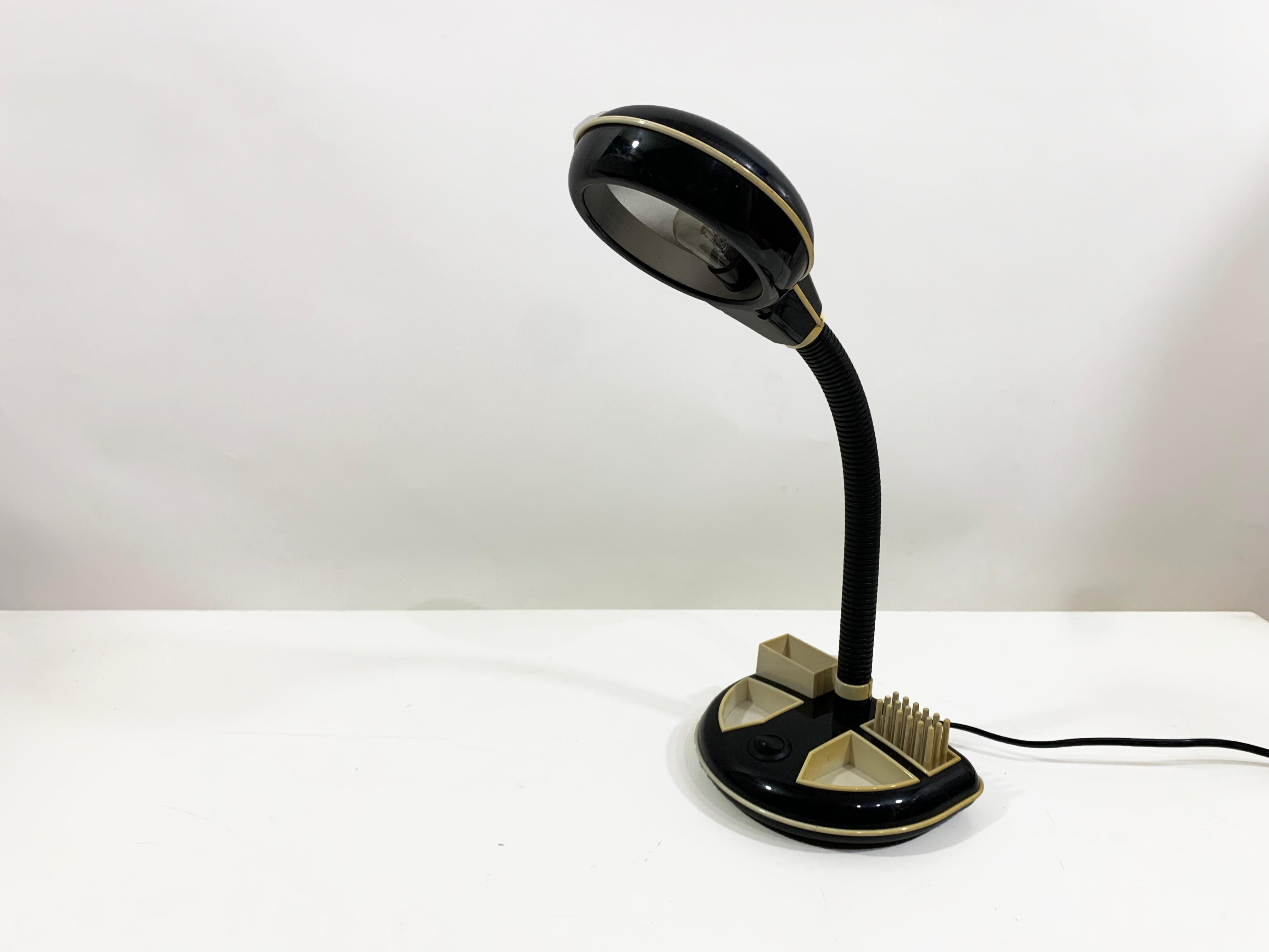 Vintage Rabbit Tanaka gooseneck desk lamp For Sale 1