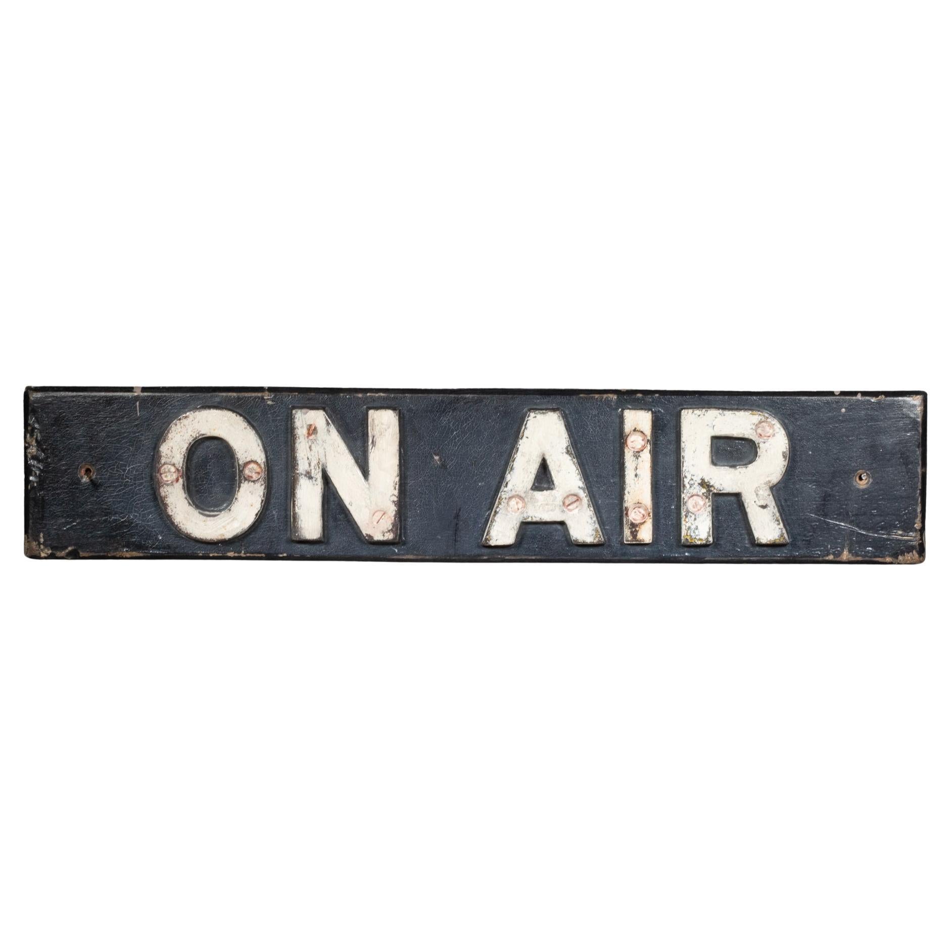 Vintage Radio Broadcasting On Air Zeichen c.1940