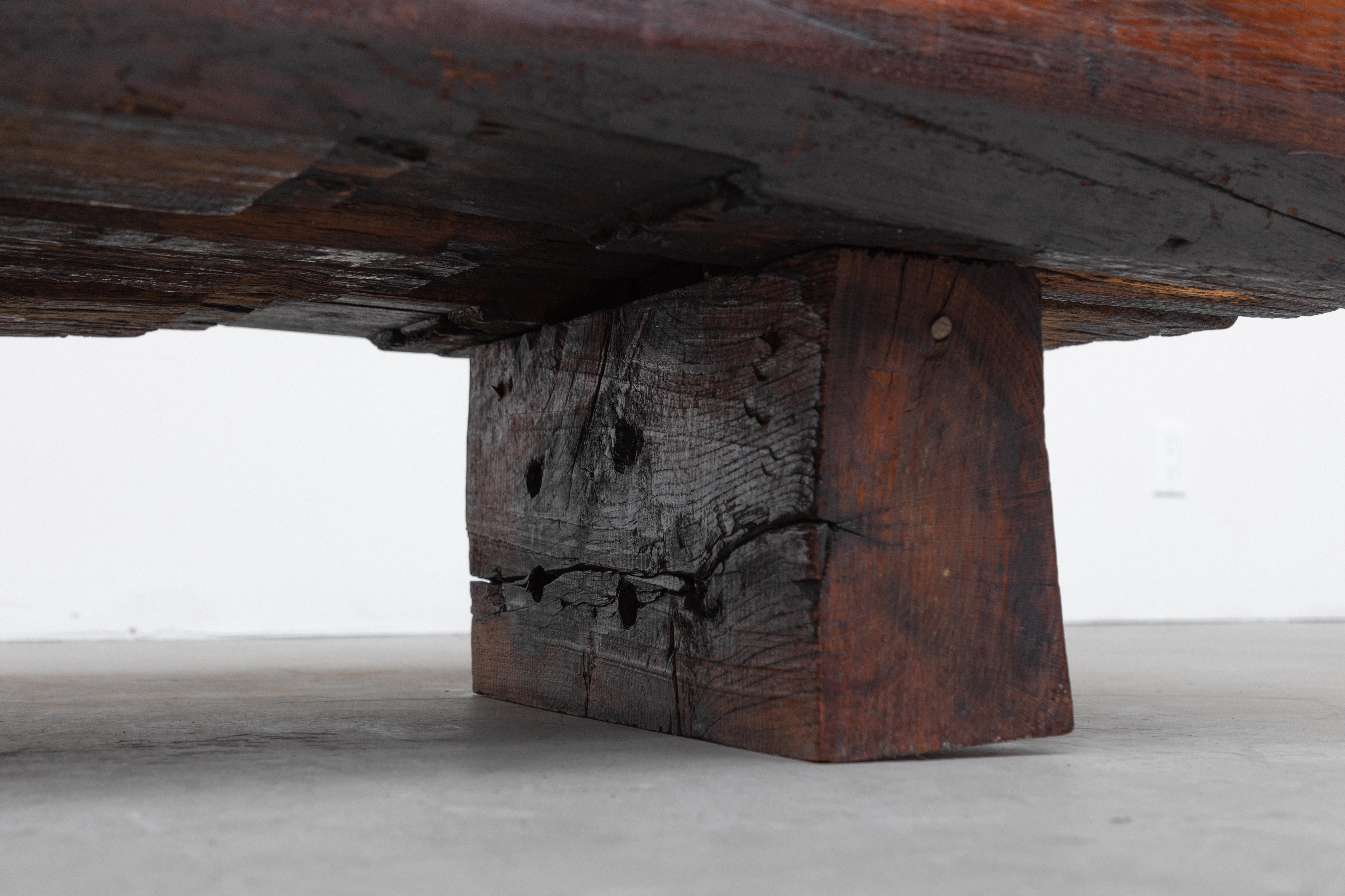 Vintage Railroad Tie Coffee Table In Good Condition In Los Angeles, CA