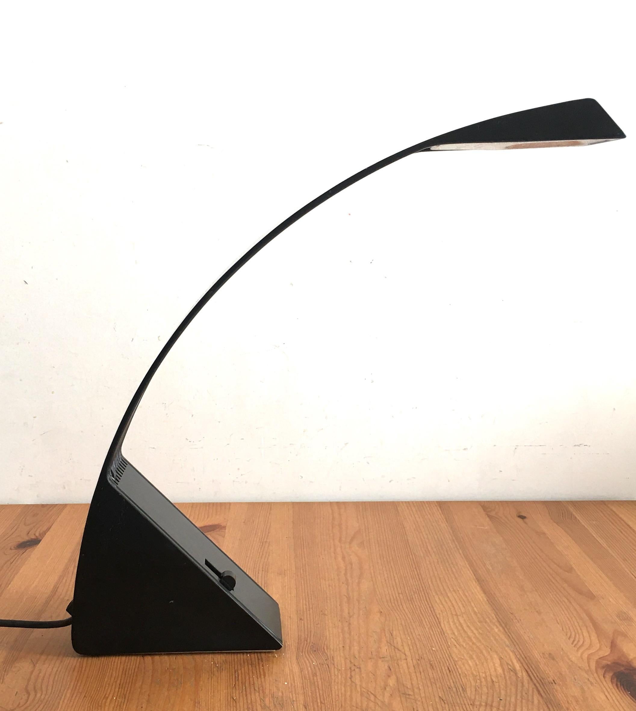 Postmoderne Lampe de bureau arc-en-ciel vintage par Marco Zotta pour CIL en vente