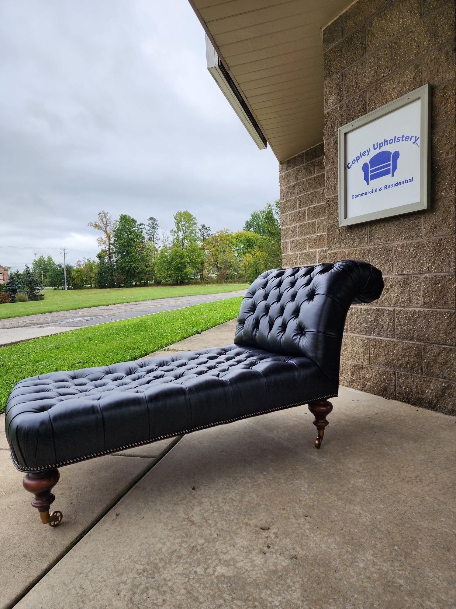 Vintage Ralph Lauren Home Tufted Leather Chaise For Sale 9