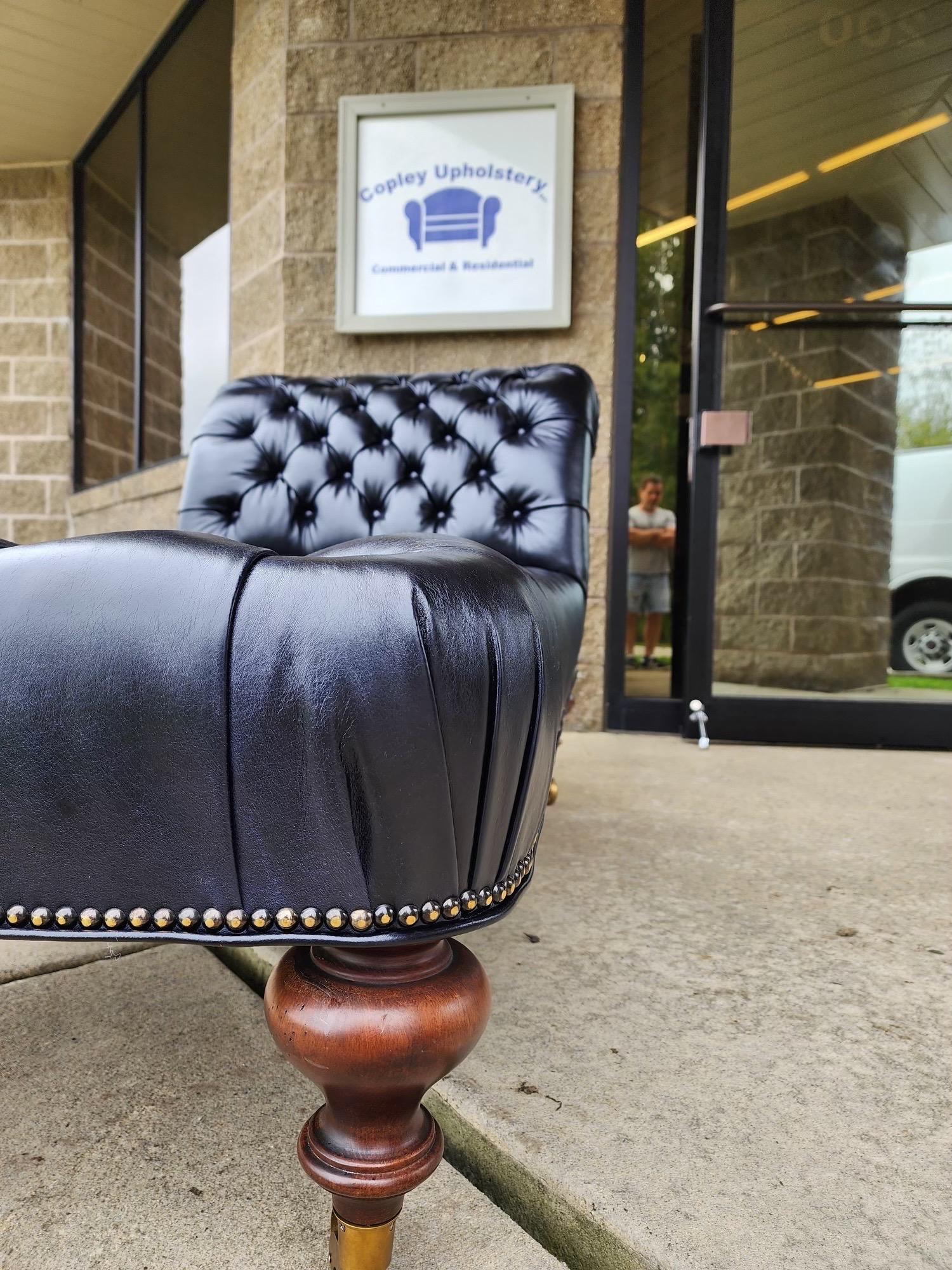 Vintage Ralph Lauren Home Tufted Leather Chaise For Sale 11