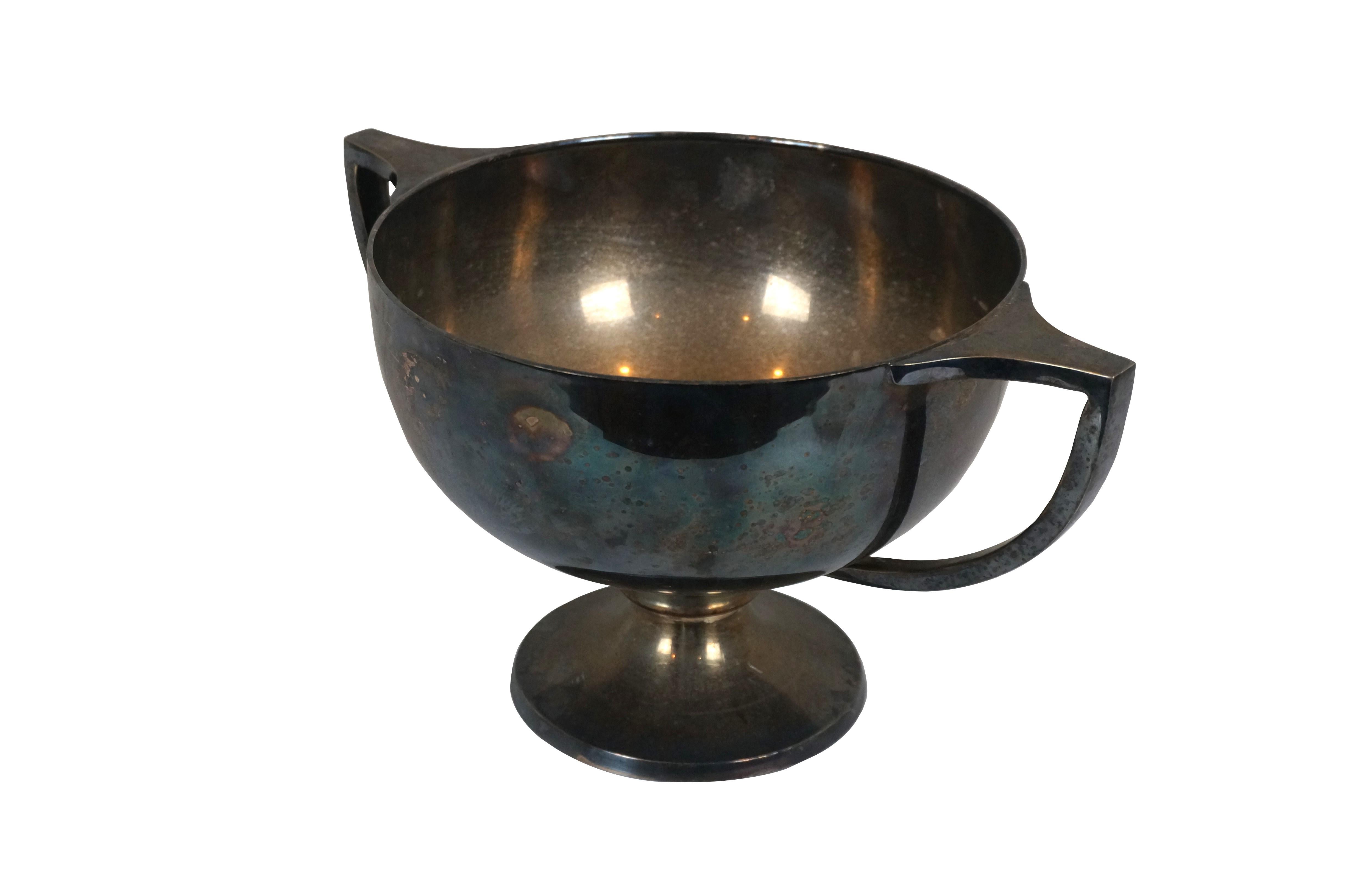 Rare vintage Ralph Lauren Art Deco style silver plate trophy urn / vase / compote.  No monogram or engraving. Marked at base.

Dimensions:
13