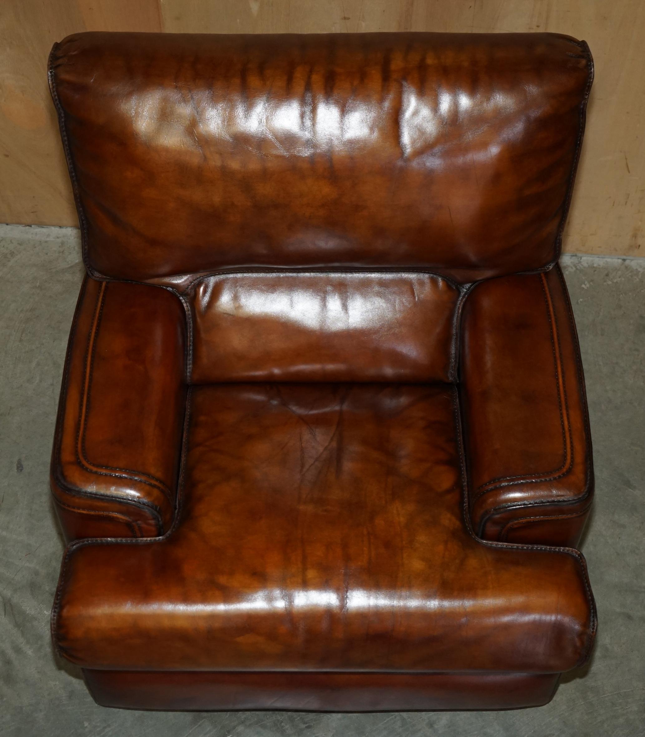 SALLE DE FAUTEUIL RALPH LAUREN USA RESTAURÉE, TEINTE A LA MAIN, CUIR BRUN SOFA en vente 5