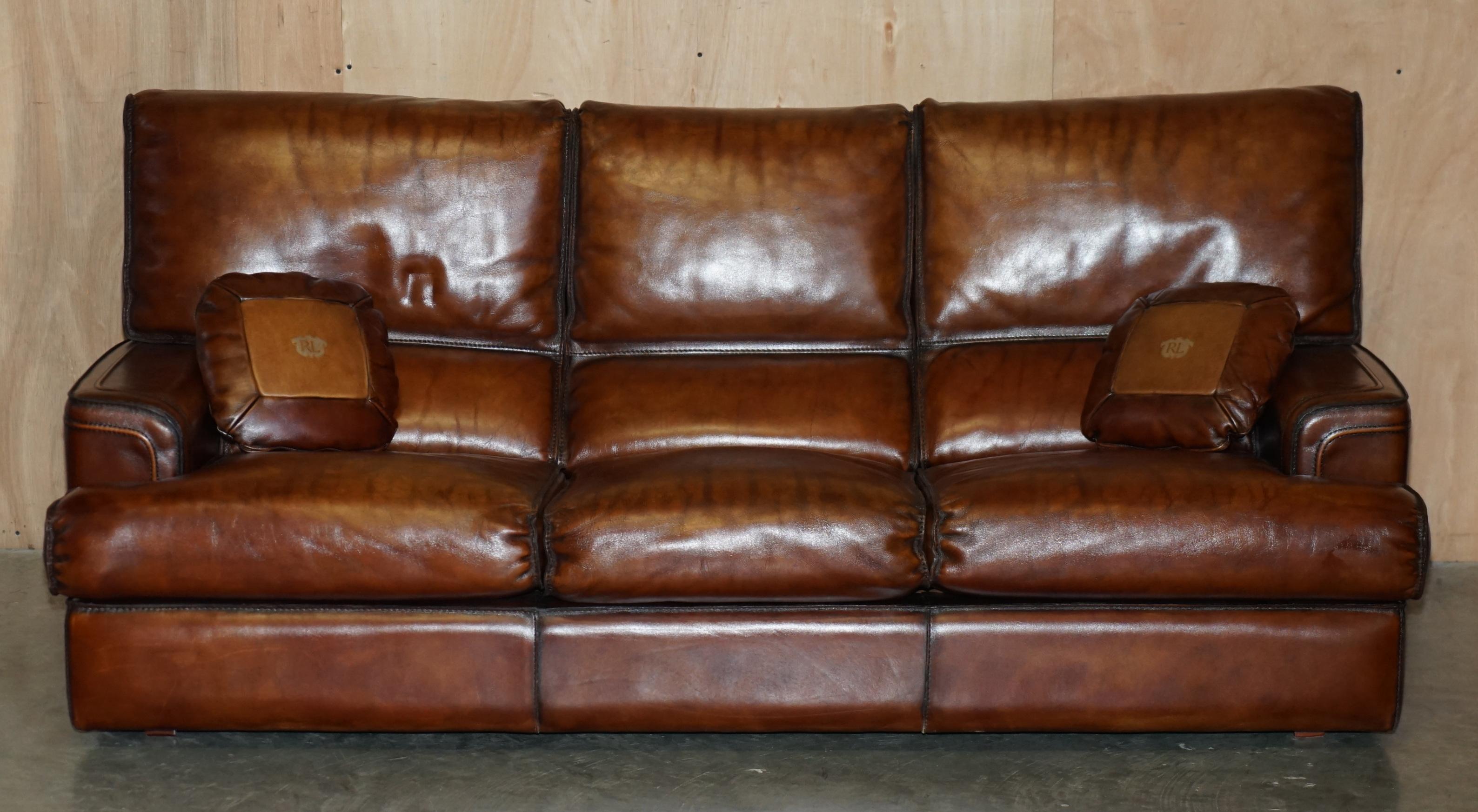 SALLE DE FAUTEUIL RALPH LAUREN USA RESTAURÉE, TEINTE A LA MAIN, CUIR BRUN SOFA en vente 7
