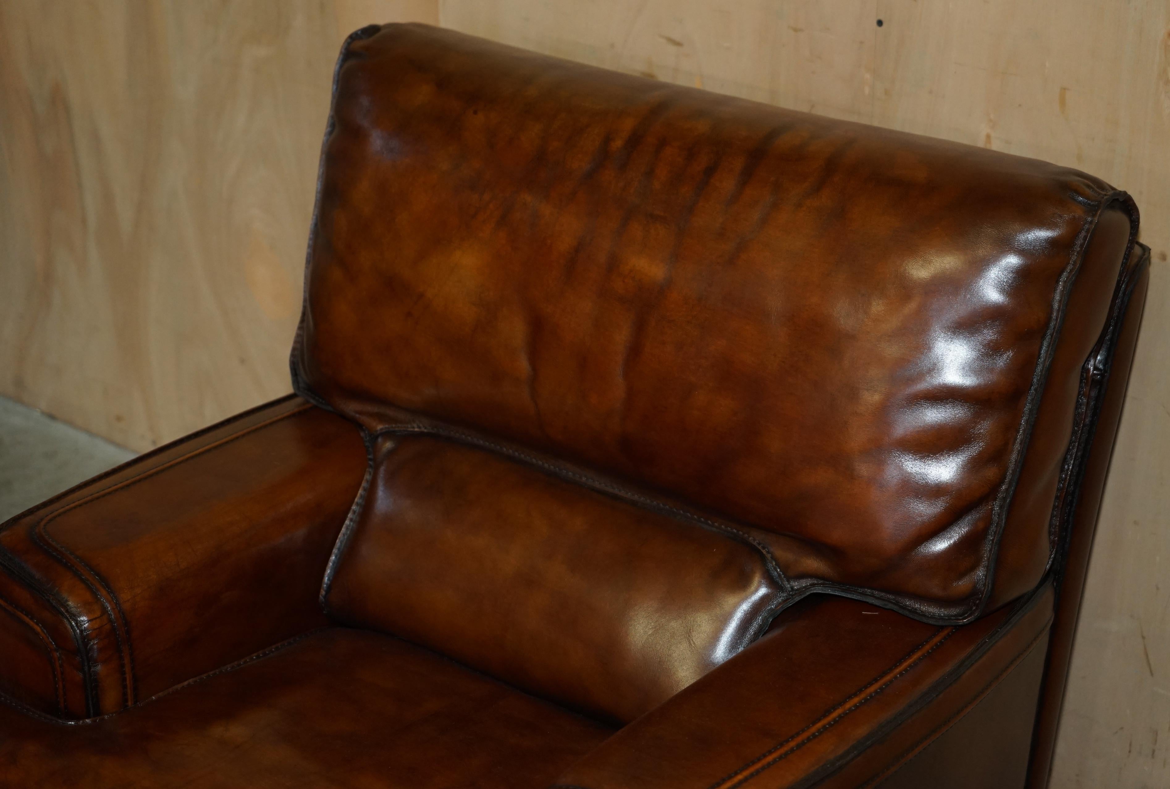 Fait main SALLE DE FAUTEUIL RALPH LAUREN USA RESTAURÉE, TEINTE A LA MAIN, CUIR BRUN SOFA en vente