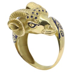 Vintage Ram Enamel Ring 18 Karat Yellow Gold Ram