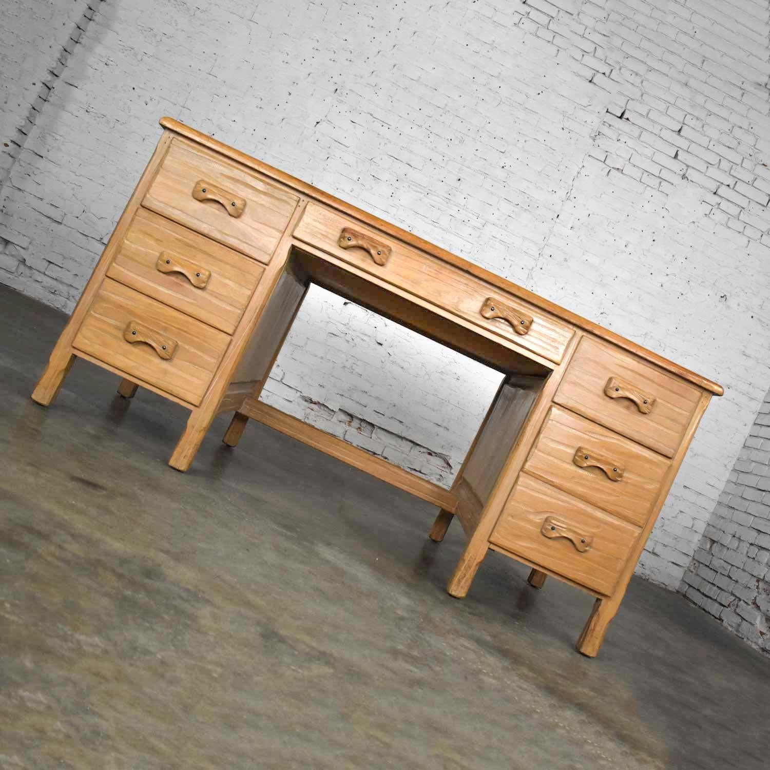 Vintage Ranch Oak Desk with Honey Oak Finish by A. Brandt Company 3