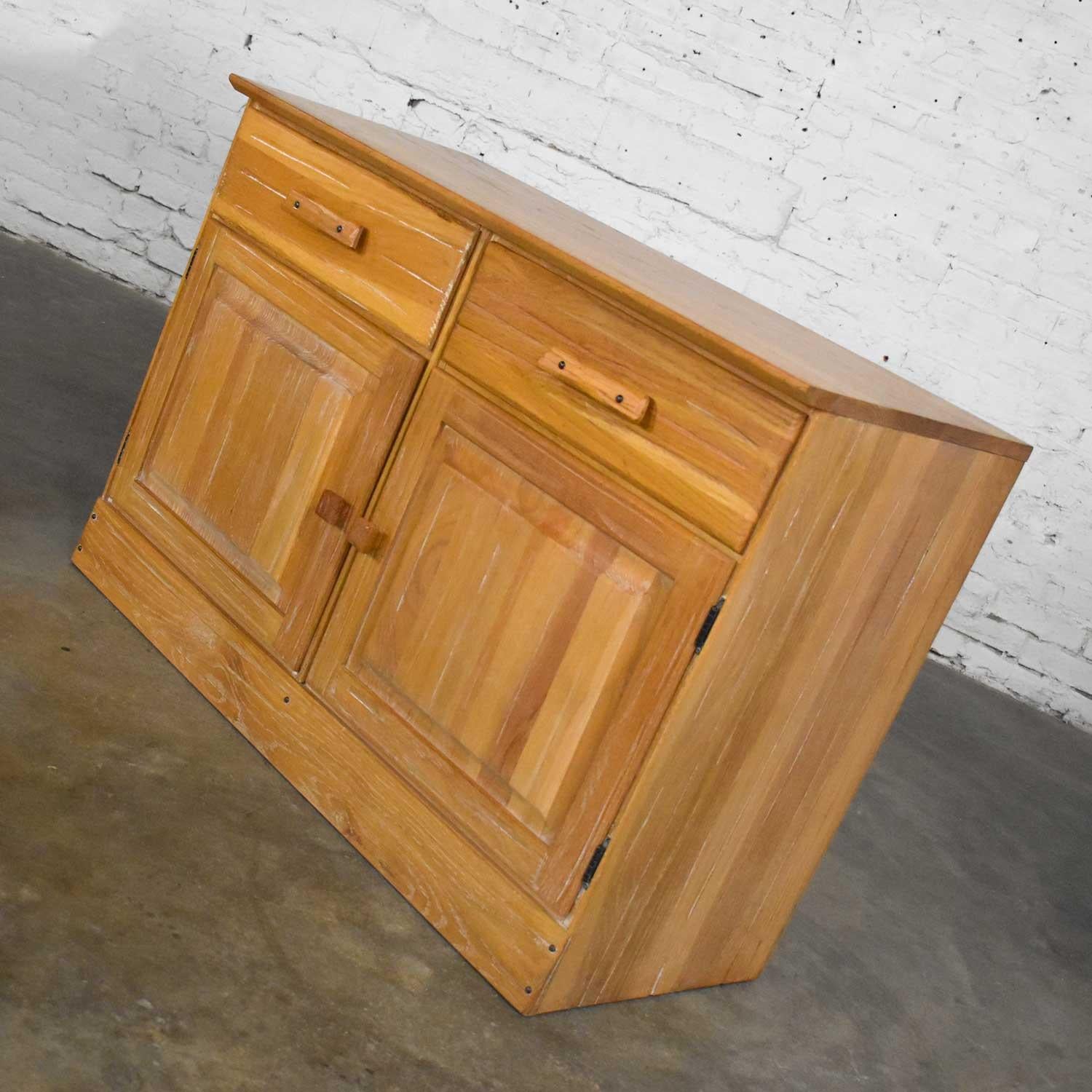 Vintage Ranch Oak Pair of Small Credenzas or Buffet Cabinets, A. Brandt Company For Sale 5