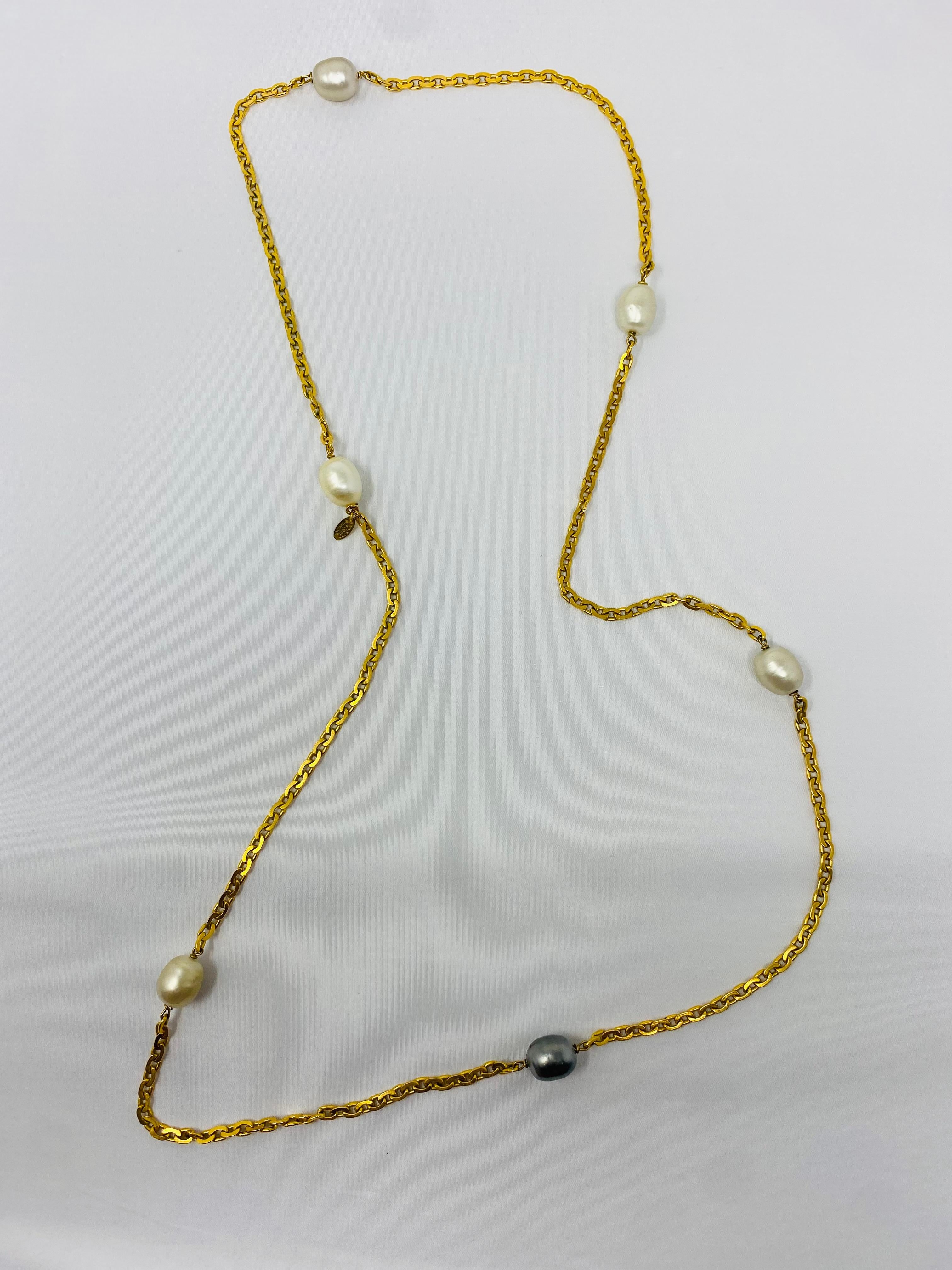 Hand-Crafted Vintage Rare 1990s Chanel Baroque Pearl Necklace For Sale