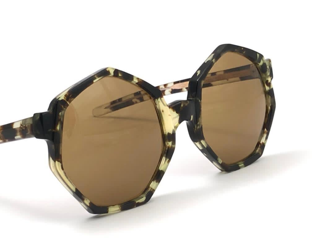 Vintage Rare A.A Sutain Dark Tortoise Undertones Sunglasses 1970's Neuf - En vente à Baleares, Baleares