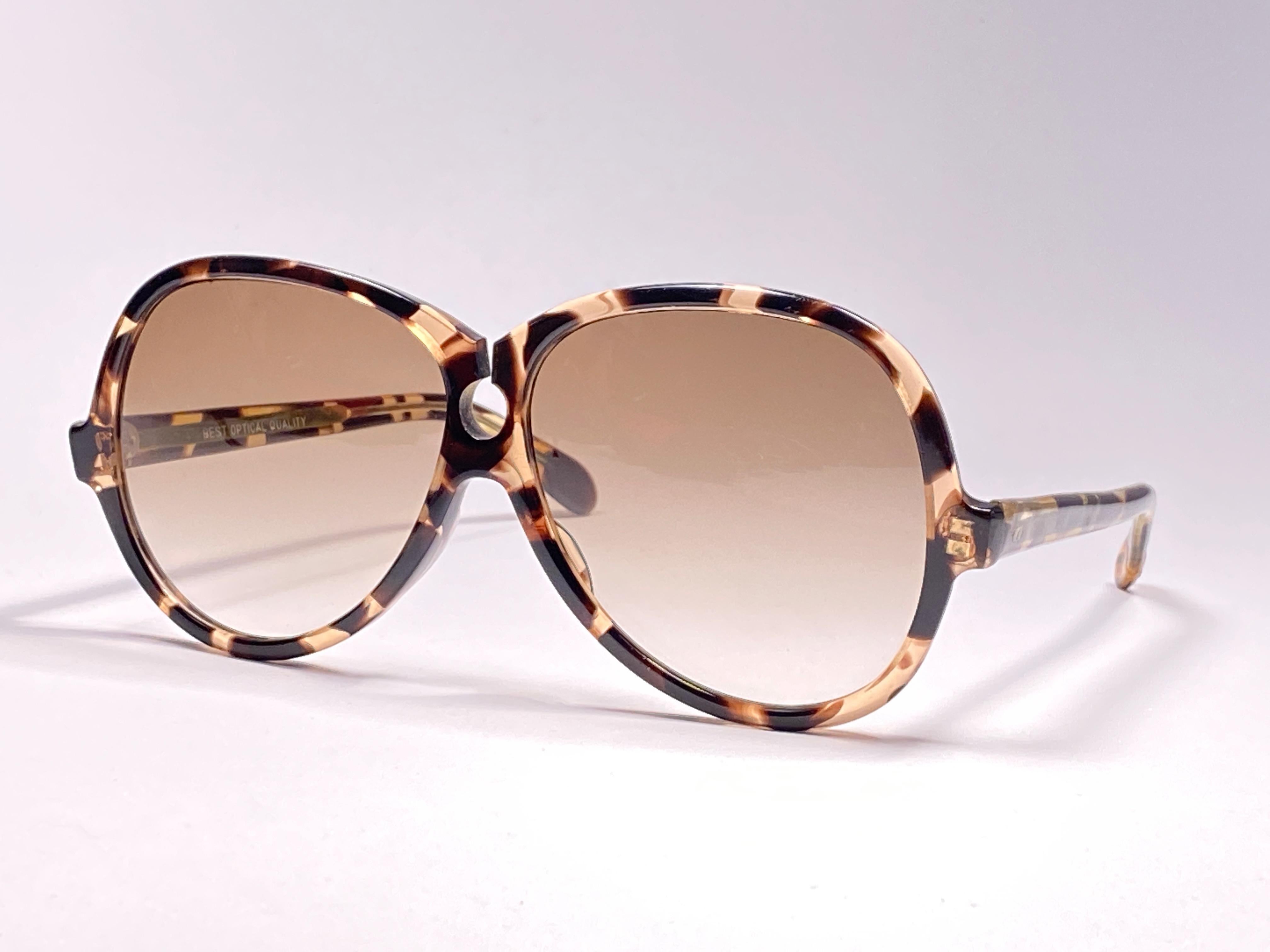 Beige Vintage Rare A.A Sutain Oversized Camouflage Tortoise Sunglasses 1970's