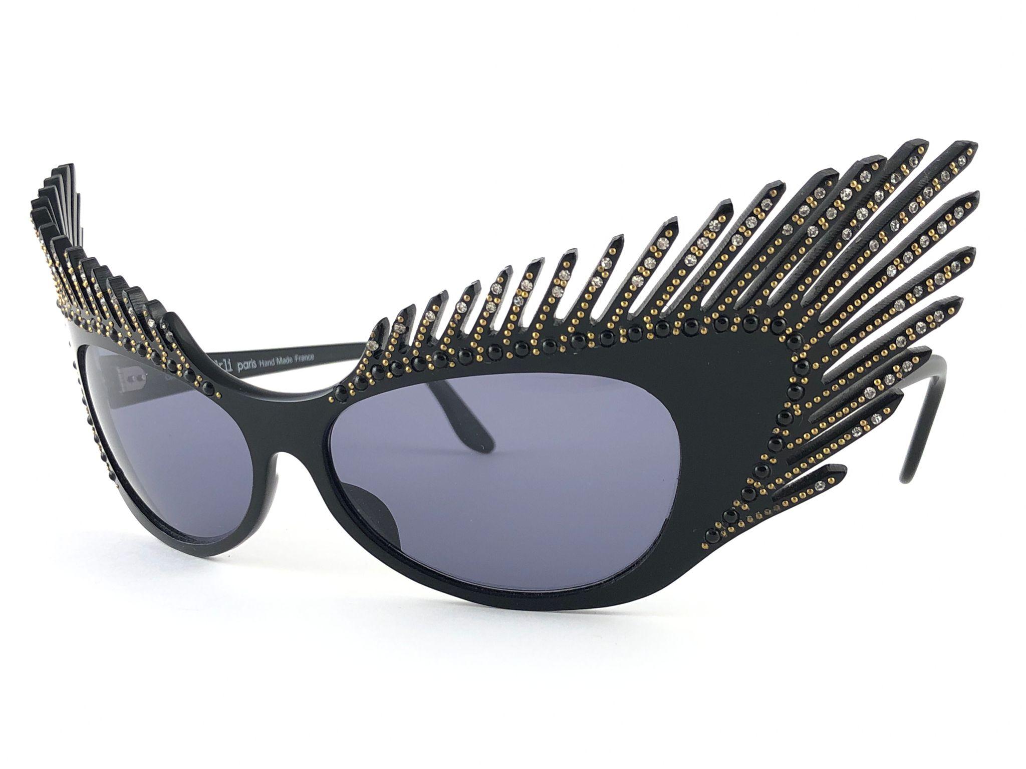 Alain Mikli - Lunettes de soleil vintage rares noires et strass « MYSTERY » 029101, 1988 Neuf à Baleares, Baleares