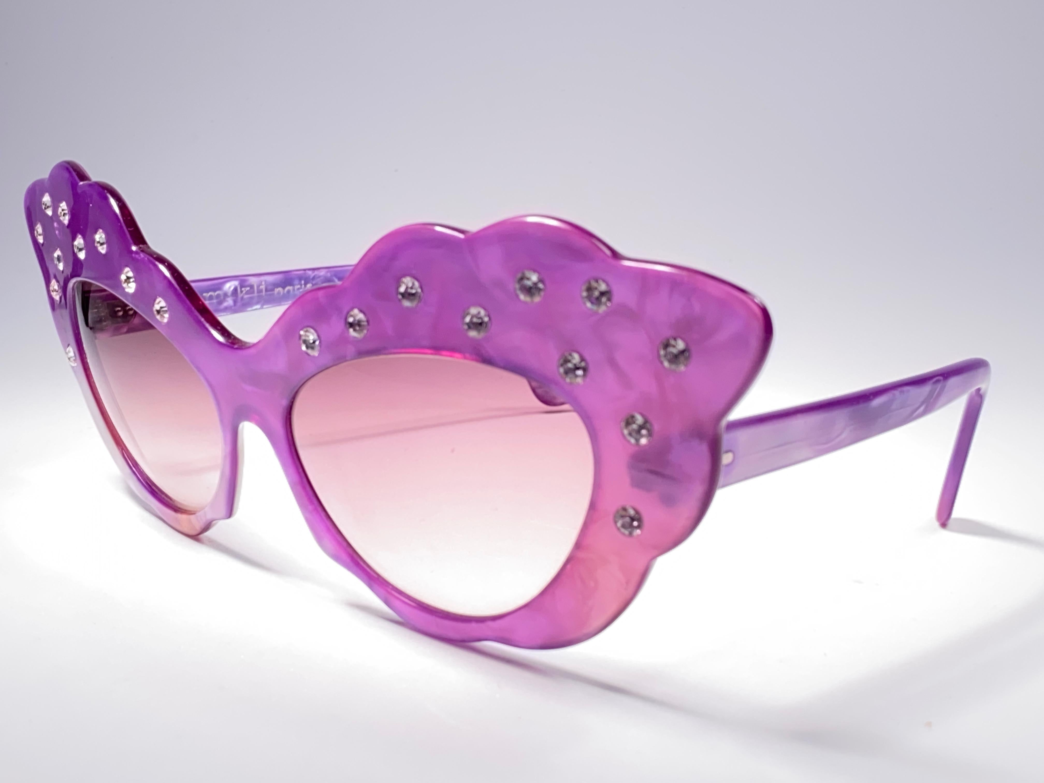 dame edna glasses