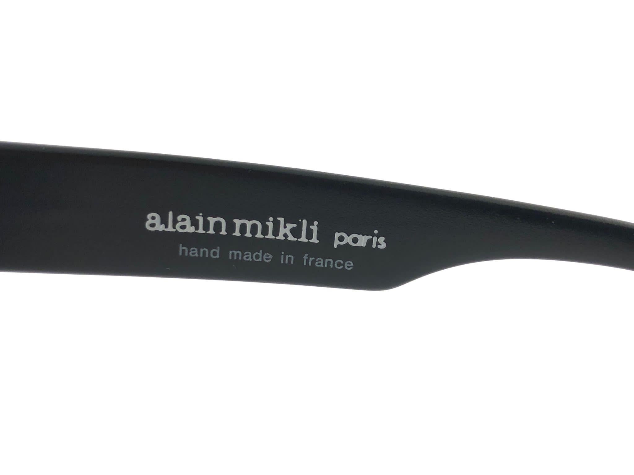 Vintage Rare Alain Mikli AM318101 Smoking Black & Rhinestones Sunglasses 1989 For Sale 2