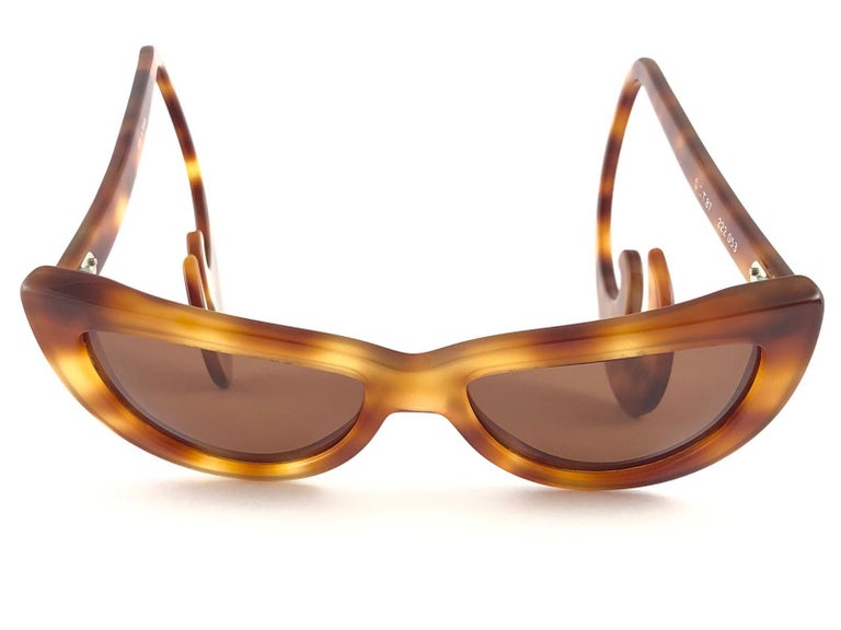 Chantal Thomass Miki Cat Eye Sunglasses – Made in France Vintage Rare Alain Mikli CT87 for Chantal Thomass Curled  main image 4