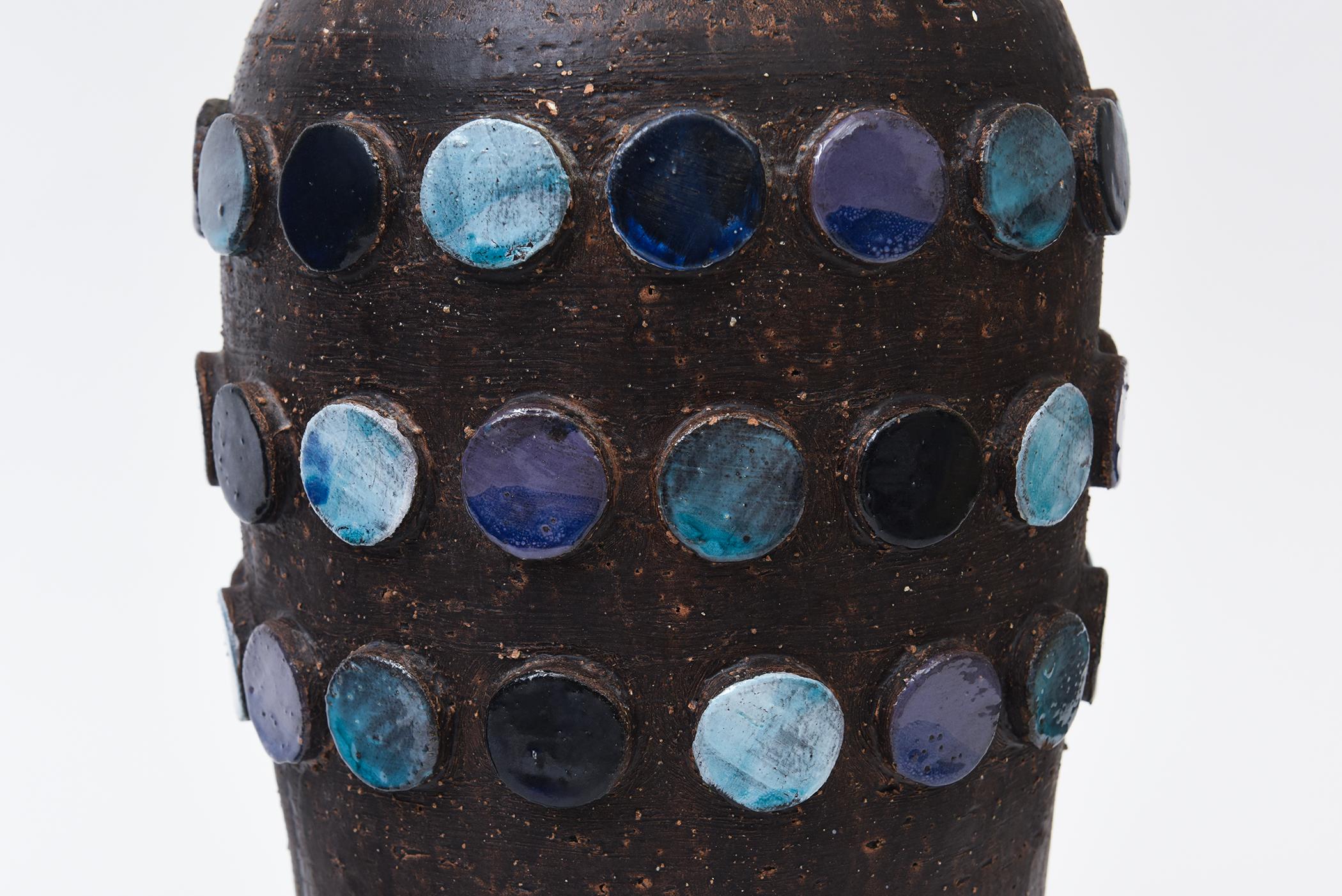 Vintage Rare Aldo Londi For Bitossi Ceramic Lamps With Applied Circle Dots Pair (Paire de lampes en céramique avec des points de cercle appliqués) Bon état - En vente à North Miami, FL